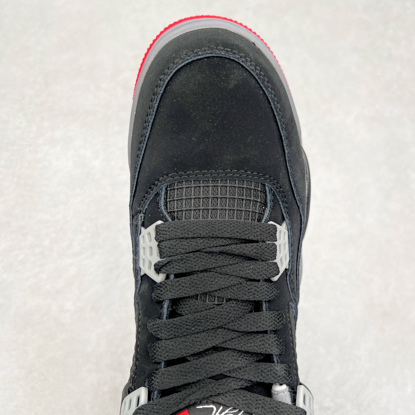 图片[4]-＃头层特价福利 Air Jordan AJ4/AJ3 Retro 系列 头层皮料加持 大厂出品 原纸板楦头开发 完美鞋型匹配公司货 正确TPU鞋舌锁扣 乳胶鞋垫 最新原厂底模 大底卡色咬花完美 鞋柜必备鞋款 终端现货供应 尺码：36 36.5 37.5 38 38.5 39 40 40.5 41 42 42.5 43 44 44.5 45 46 47.5-选品中心
