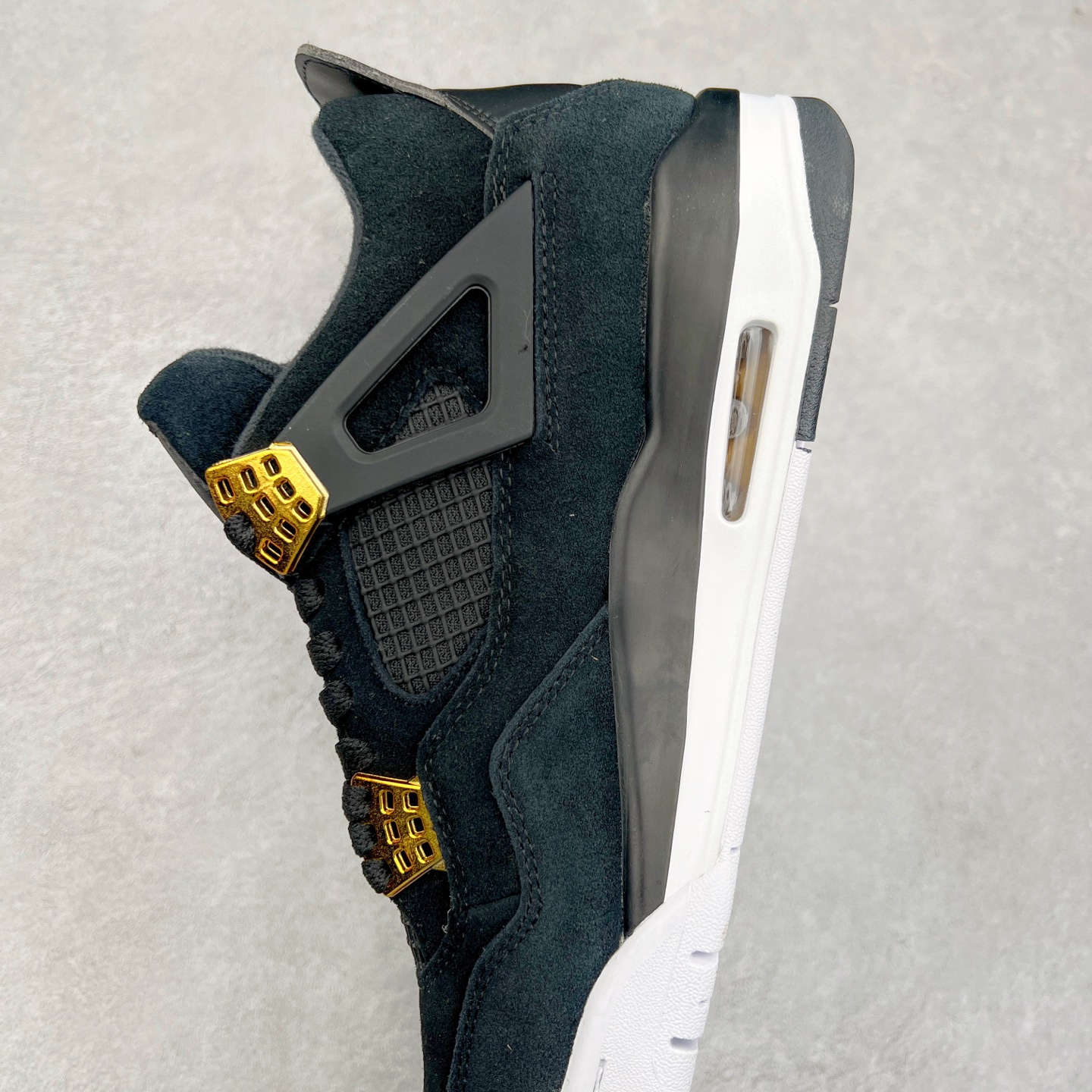 图片[7]-＃头层特价福利 Air Jordan AJ4/AJ3 Retro 系列 头层皮料加持 大厂出品 原纸板楦头开发 完美鞋型匹配公司货 正确TPU鞋舌锁扣 乳胶鞋垫 最新原厂底模 大底卡色咬花完美 鞋柜必备鞋款 终端现货供应 尺码：36 36.5 37.5 38 38.5 39 40 40.5 41 42 42.5 43 44 44.5 45 46 47.5-选品中心