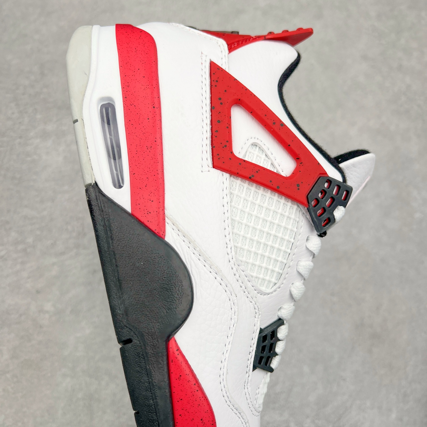图片[6]-＃头层特价福利 Air Jordan AJ4/AJ3 Retro 系列 头层皮料加持 大厂出品 原纸板楦头开发 完美鞋型匹配公司货 正确TPU鞋舌锁扣 乳胶鞋垫 最新原厂底模 大底卡色咬花完美 鞋柜必备鞋款 终端现货供应 尺码：36 36.5 37.5 38 38.5 39 40 40.5 41 42 42.5 43 44 44.5 45 46 47.5-选品中心