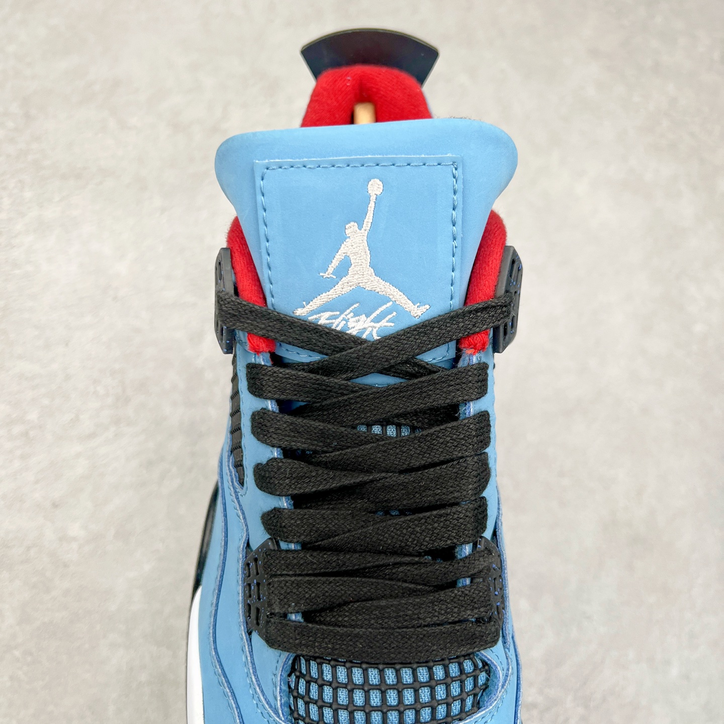 图片[5]-＃头层特价福利 Air Jordan AJ4/AJ3 Retro 系列 头层皮料加持 大厂出品 原纸板楦头开发 完美鞋型匹配公司货 正确TPU鞋舌锁扣 乳胶鞋垫 最新原厂底模 大底卡色咬花完美 鞋柜必备鞋款 终端现货供应 尺码：36 36.5 37.5 38 38.5 39 40 40.5 41 42 42.5 43 44 44.5 45 46 47.5-选品中心