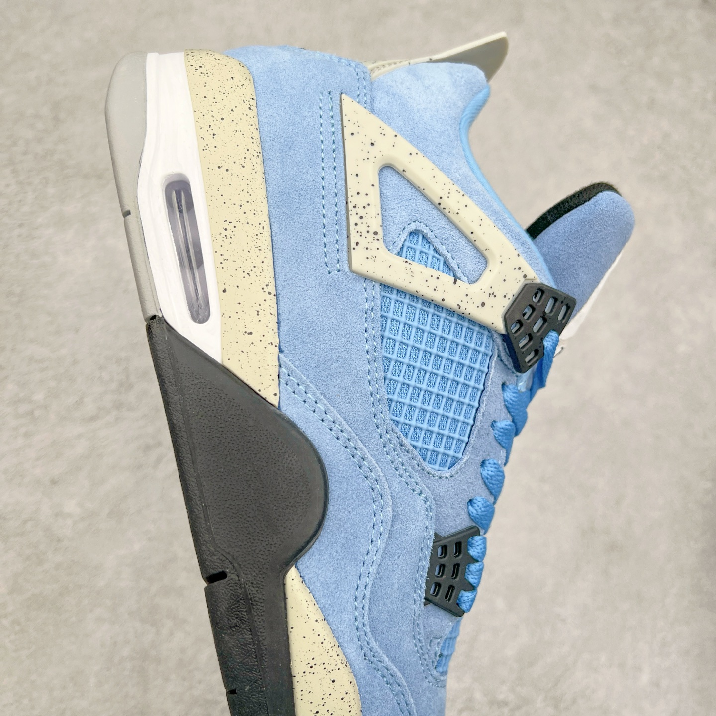 图片[6]-＃头层特价福利 Air Jordan AJ4/AJ3 Retro 系列 头层皮料加持 大厂出品 原纸板楦头开发 完美鞋型匹配公司货 正确TPU鞋舌锁扣 乳胶鞋垫 最新原厂底模 大底卡色咬花完美 鞋柜必备鞋款 终端现货供应 尺码：36 36.5 37.5 38 38.5 39 40 40.5 41 42 42.5 43 44 44.5 45 46 47.5-选品中心