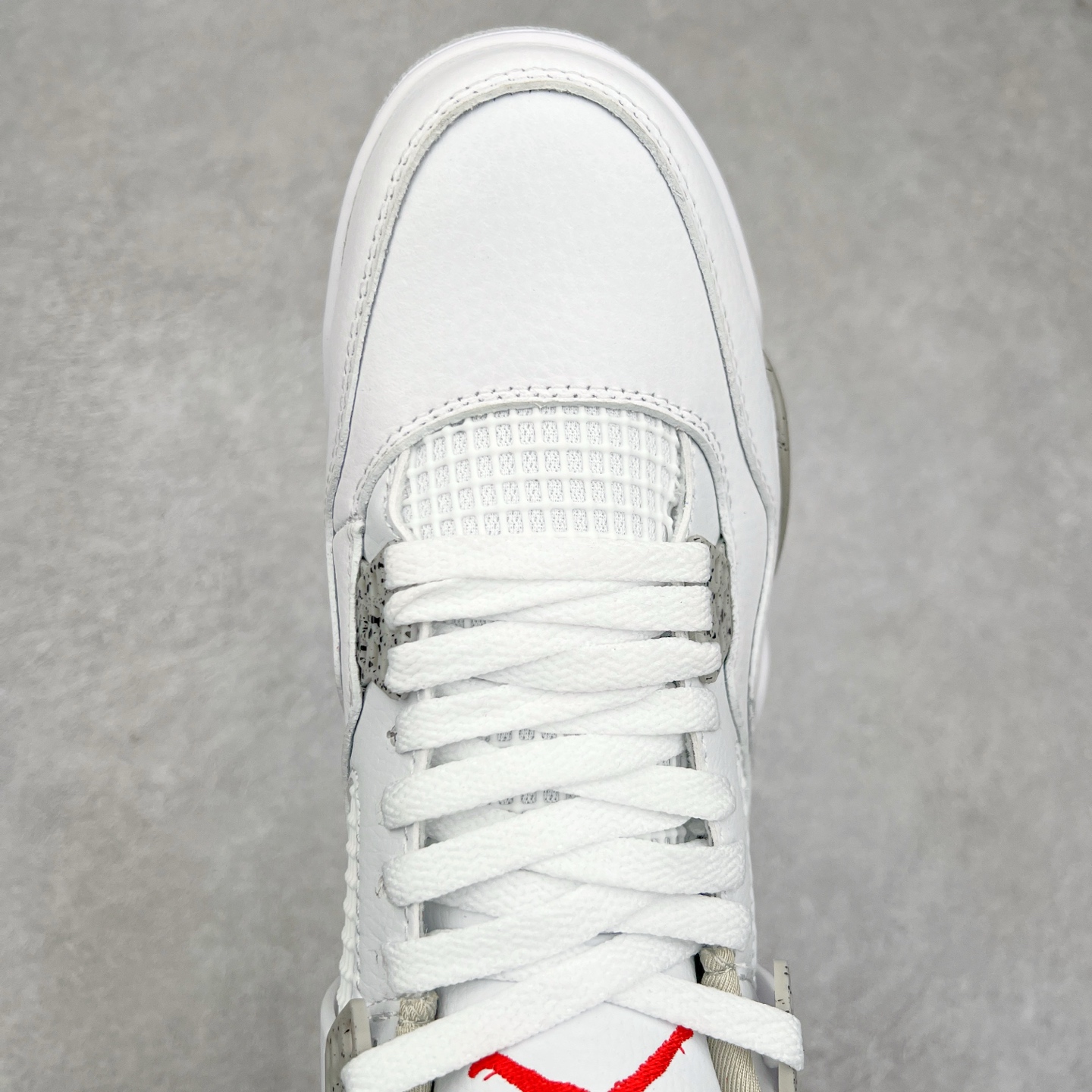 图片[4]-＃头层特价福利 Air Jordan AJ4/AJ3 Retro 系列 头层皮料加持 大厂出品 原纸板楦头开发 完美鞋型匹配公司货 正确TPU鞋舌锁扣 乳胶鞋垫 最新原厂底模 大底卡色咬花完美 鞋柜必备鞋款 终端现货供应 尺码：36 36.5 37.5 38 38.5 39 40 40.5 41 42 42.5 43 44 44.5 45 46 47.5-选品中心