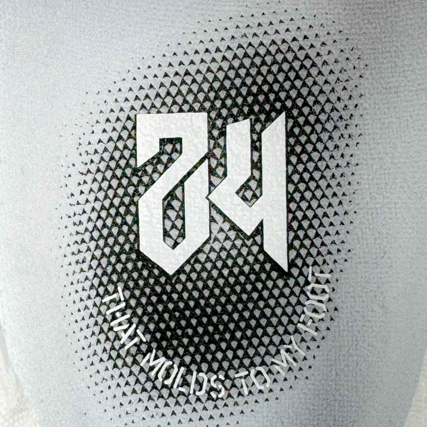 图片[12]-＃Star NK Zoom Kobe 6 Protro 科比六代 贝多芬纯白 1098009 完美复刻公司货 前掌超大Zoom Turbo气垫 后掌EVA缓震 真正的原汁原味 还原ZP脚感 全身鞋材卡料色独家定制 唯一正确喷漆工艺Swoosh 正确凹凸蛇鳞工艺 正确鞋面渐变效果 内全置真动飞态线 独立原厂模具 最大尺码达到48.5码 首批不拼图大几率过验 亲测已过 支持各种高强度实战 无需担心 上脚价 补货周期极长 脚宽建议买大半码 科比系列前掌偏窄 不影响二次销售 支持七天无理由退换 尺码：40 40.5 41 42 42.5 43 44 44.5 45 45.5 46 47.5 48.5 49.6 50.5-选品中心