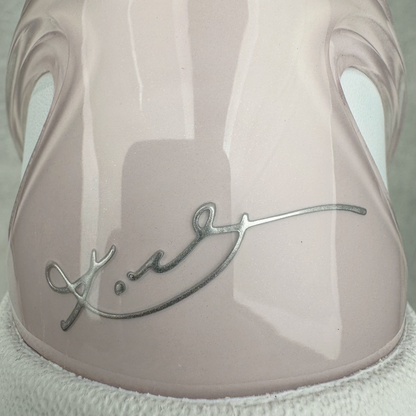 图片[22]-＃Star NK Zoom Kobe 6 Protro 科比六代 贝多芬纯白 1098009 完美复刻公司货 前掌超大Zoom Turbo气垫 后掌EVA缓震 真正的原汁原味 还原ZP脚感 全身鞋材卡料色独家定制 唯一正确喷漆工艺Swoosh 正确凹凸蛇鳞工艺 正确鞋面渐变效果 内全置真动飞态线 独立原厂模具 最大尺码达到48.5码 首批不拼图大几率过验 亲测已过 支持各种高强度实战 无需担心 上脚价 补货周期极长 脚宽建议买大半码 科比系列前掌偏窄 不影响二次销售 支持七天无理由退换 尺码：40 40.5 41 42 42.5 43 44 44.5 45 45.5 46 47.5 48.5 49.6 50.5-选品中心