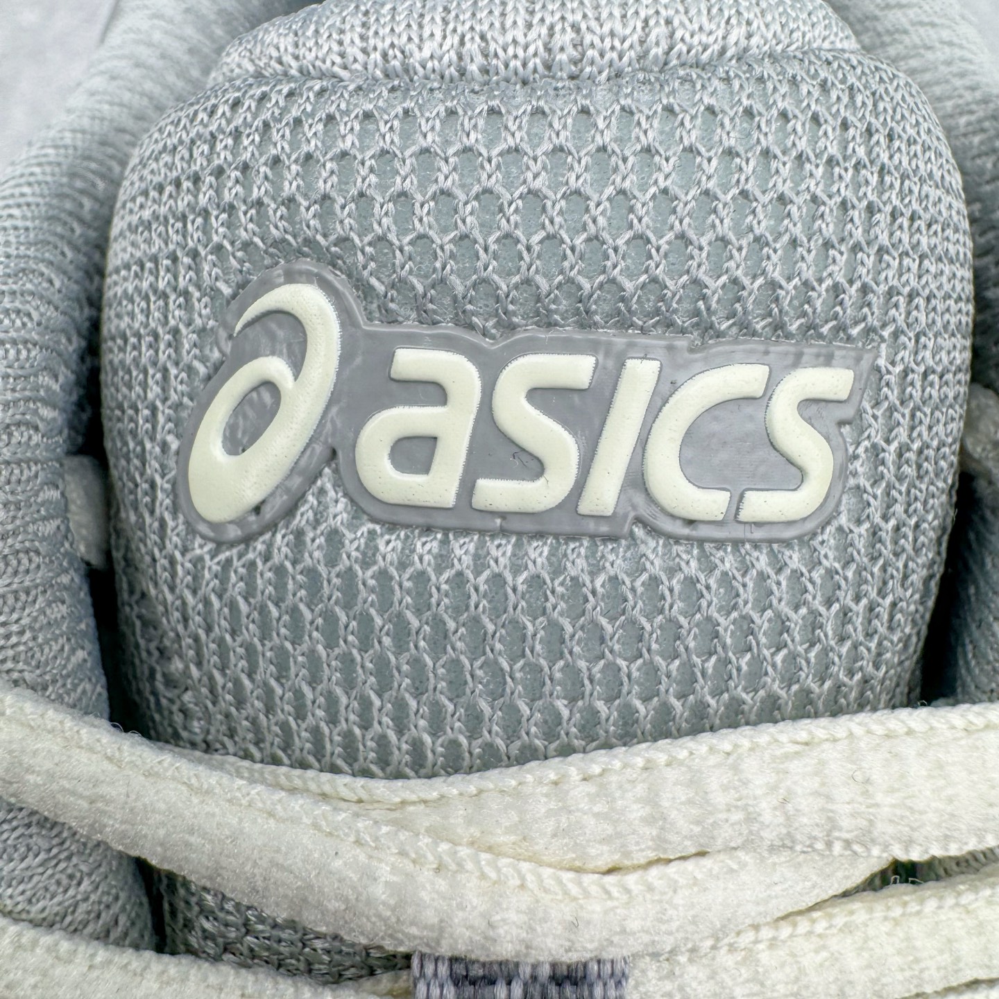 图片[14]-＃PB纯原 ASICS GEL-KAHANA K8 亚瑟士越野跑步鞋抓地稳定运动鞋缓震耐磨跑鞋 GEL-KAHANA系列为实用级越野跑鞋 融合机能和户外潮流强势回归 核心科技GEL内置于后跟 配合SPEVA弹性中底 减轻落地时地面对脚部的冲击力 中底内侧DYNAMIC DUOMAX 双密度防倾斜装置和中足补强结构 以及后跟几何形状构造 多方面支撑保护 AHAR耐磨橡胶大底 配合沟槽纹路设计 增强抓地力 后足GEL缓冲系统 减轻冲击时的冲击 实现平稳过渡 Trusstic系统 减少鞋底的重量 同时保留了鞋子结构的完整性 尺码：36 37 37.5 38 39 39.5 40 40.5 41.5 42 42.5 43.5 44 44.5 45-选品中心