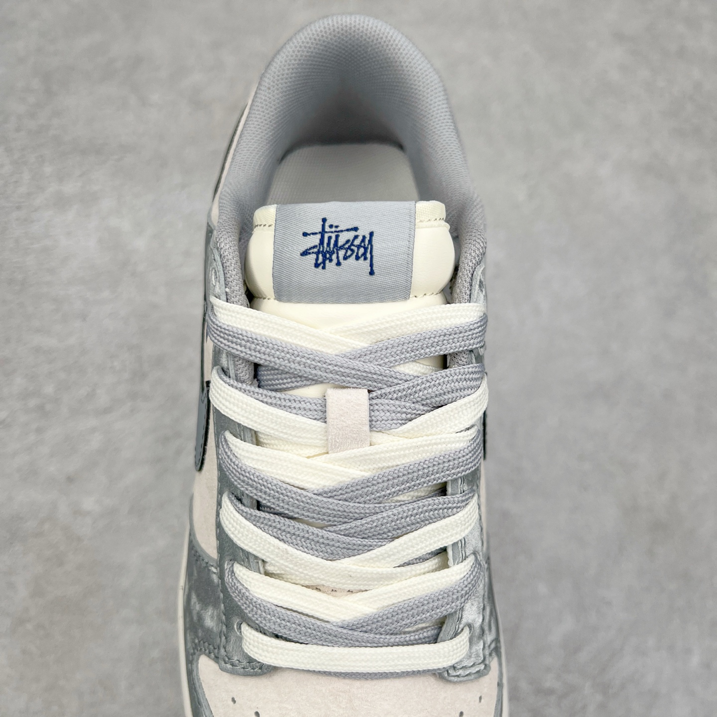 图片[5]-NK Dunk Low 定制配色 DM6868-037 大厂出品 极力推荐 原装头层材料 独家版型蒸餾加工帶來的是更好的视觉和脚感体验大厂纯原品质出货 清洁度 电绣工艺 皮料切割干净无任何毛边 细节完美 尺码：36 36.5 37.5 38 38.5 39 40 40.5 41 42 42.5 43 44 44.5 45-选品中心