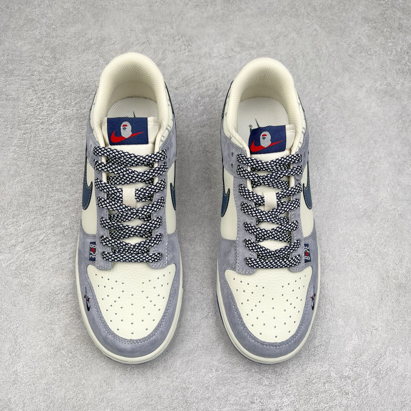 图片[2]-NK Dunk Low 定制配色 DJ2024-103 大厂出品 极力推荐 原装头层材料 独家版型蒸餾加工帶來的是更好的视觉和脚感体验大厂纯原品质出货 清洁度 电绣工艺 皮料切割干净无任何毛边 细节完美 尺码：36 36.5 37.5 38 38.5 39 40 40.5 41 42 42.5 43 44 44.5 45-选品中心