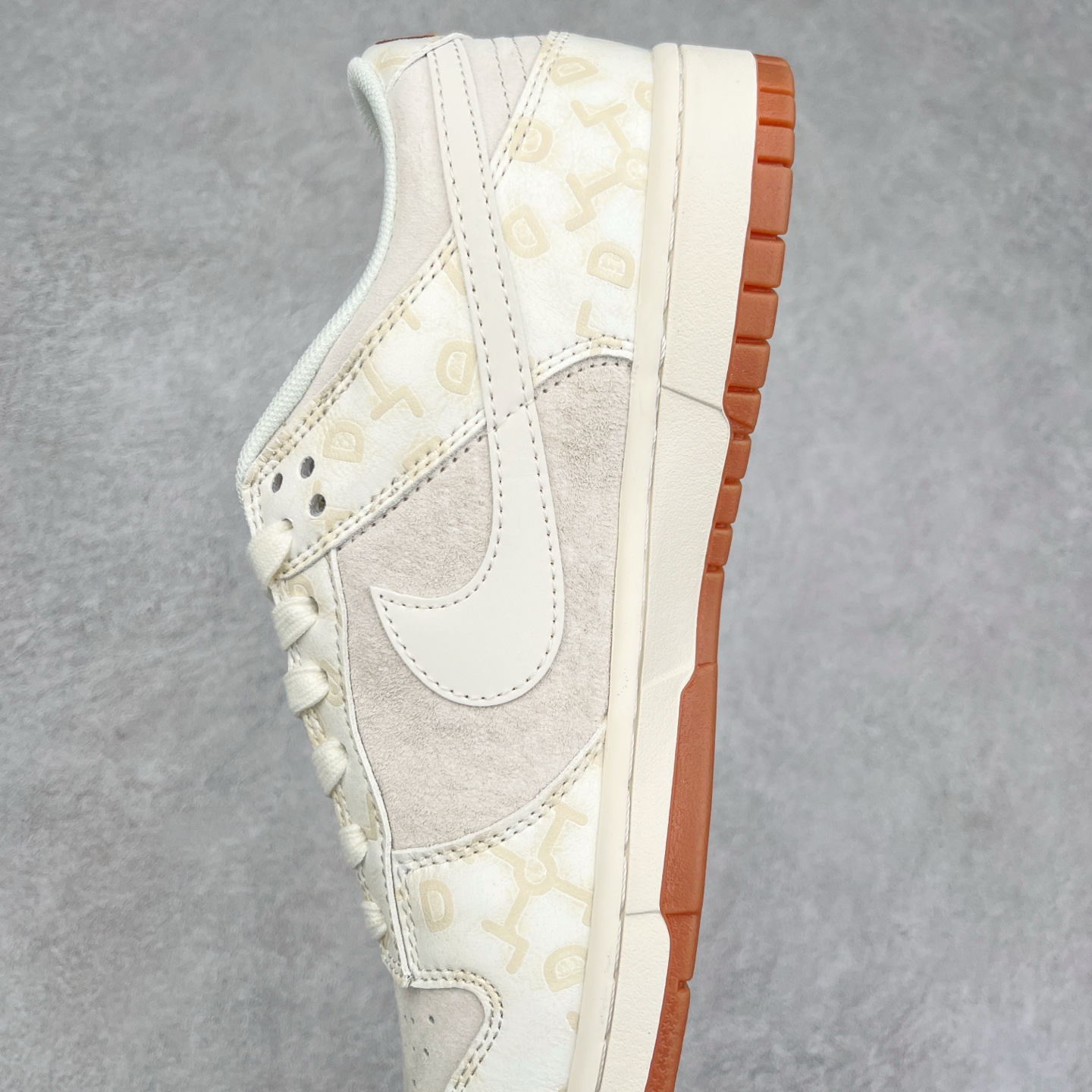 图片[7]-NK Dunk Low 定制配色 DM6868-039 大厂出品 极力推荐 原装头层材料 独家版型蒸餾加工帶來的是更好的视觉和脚感体验大厂纯原品质出货 清洁度 电绣工艺 皮料切割干净无任何毛边 细节完美 尺码：36 36.5 37.5 38 38.5 39 40 40.5 41 42 42.5 43 44 44.5 45-选品中心