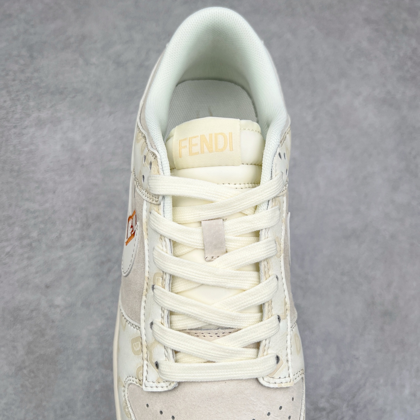 图片[5]-NK Dunk Low 定制配色 DM6868-039 大厂出品 极力推荐 原装头层材料 独家版型蒸餾加工帶來的是更好的视觉和脚感体验大厂纯原品质出货 清洁度 电绣工艺 皮料切割干净无任何毛边 细节完美 尺码：36 36.5 37.5 38 38.5 39 40 40.5 41 42 42.5 43 44 44.5 45-选品中心