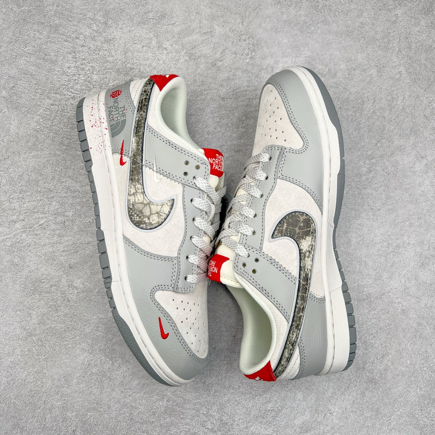 图片[3]-NK Dunk Low 定制配色 DM6868-038 大厂出品 极力推荐 原装头层材料 独家版型蒸餾加工帶來的是更好的视觉和脚感体验大厂纯原品质出货 清洁度 电绣工艺 皮料切割干净无任何毛边 细节完美 尺码：36 36.5 37.5 38 38.5 39 40 40.5 41 42 42.5 43 44 44.5 45-选品中心