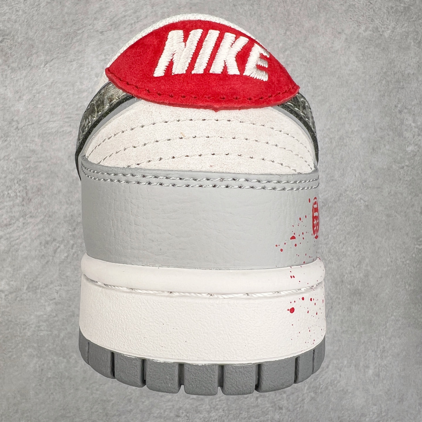 图片[8]-NK Dunk Low 定制配色 DM6868-038 大厂出品 极力推荐 原装头层材料 独家版型蒸餾加工帶來的是更好的视觉和脚感体验大厂纯原品质出货 清洁度 电绣工艺 皮料切割干净无任何毛边 细节完美 尺码：36 36.5 37.5 38 38.5 39 40 40.5 41 42 42.5 43 44 44.5 45-选品中心