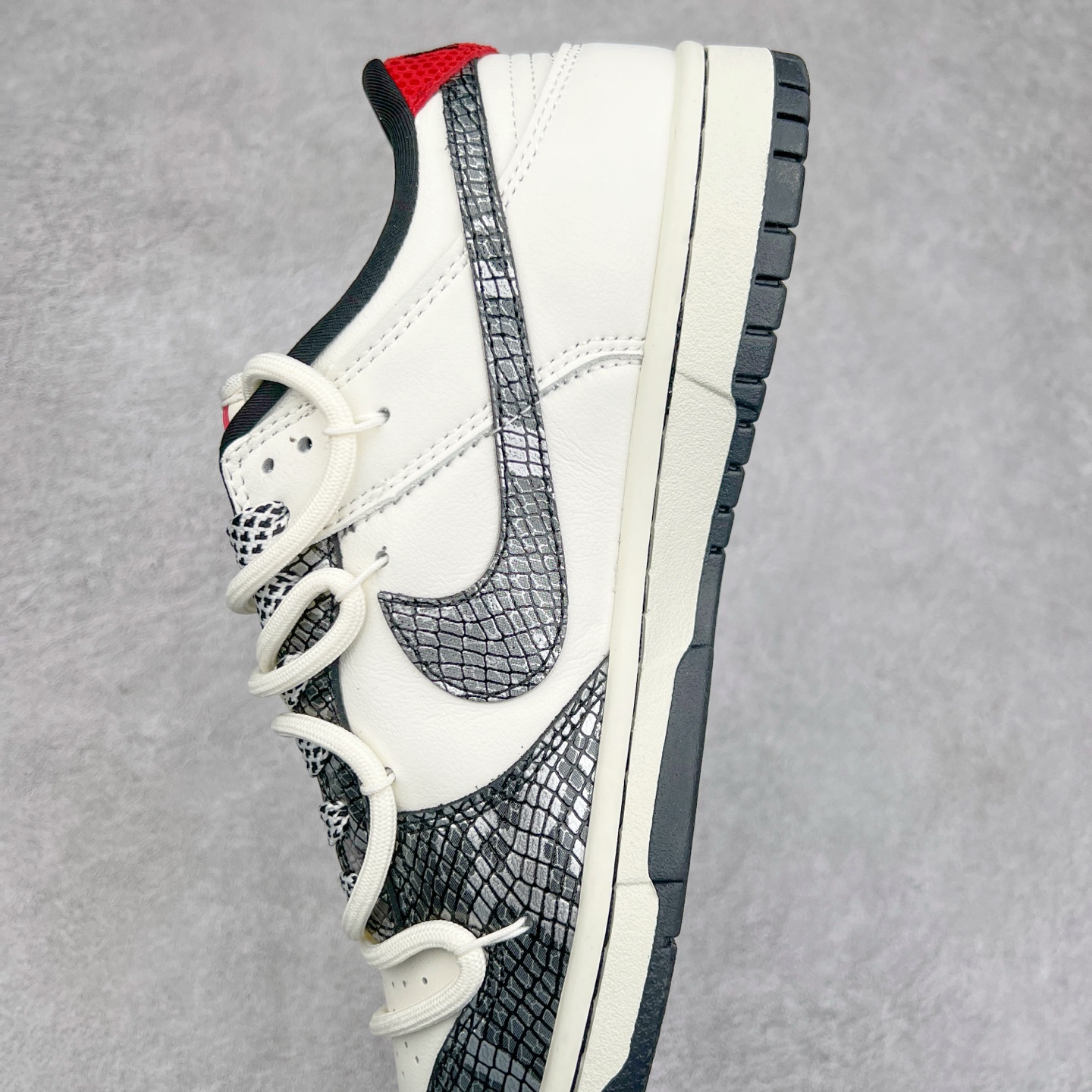 图片[7]-NK Dunk Low 定制配色 CH6336-618 大厂出品 极力推荐 原装头层材料 独家版型蒸餾加工帶來的是更好的视觉和脚感体验大厂纯原品质出货 清洁度 电绣工艺 皮料切割干净无任何毛边 细节完美 尺码：36 36.5 37.5 38 38.5 39 40 40.5 41 42 42.5 43 44 44.5 45-选品中心