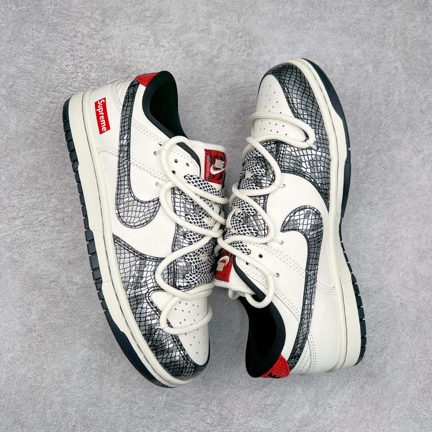 图片[3]-NK Dunk Low 定制配色 CH6336-618 大厂出品 极力推荐 原装头层材料 独家版型蒸餾加工帶來的是更好的视觉和脚感体验大厂纯原品质出货 清洁度 电绣工艺 皮料切割干净无任何毛边 细节完美 尺码：36 36.5 37.5 38 38.5 39 40 40.5 41 42 42.5 43 44 44.5 45-选品中心