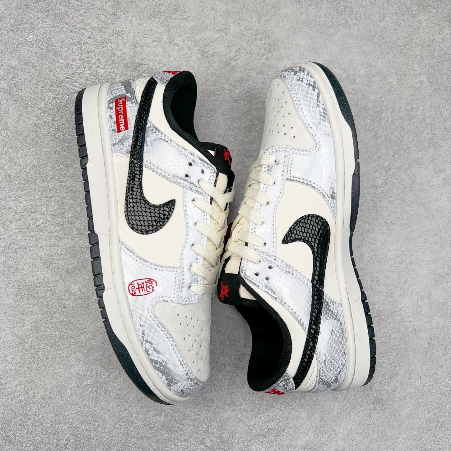 图片[3]-NK Dunk Low 定制配色 AG3702-852 大厂出品 极力推荐 原装头层材料 独家版型蒸餾加工帶來的是更好的视觉和脚感体验大厂纯原品质出货 清洁度 电绣工艺 皮料切割干净无任何毛边 细节完美 尺码：36 36.5 37.5 38 38.5 39 40 40.5 41 42 42.5 43 44 44.5 45-选品中心