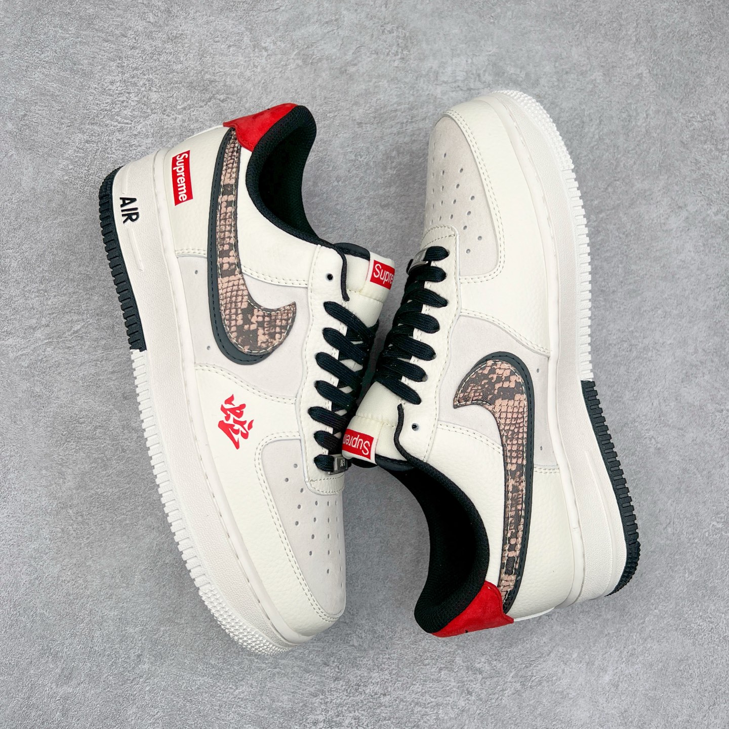 图片[3]-NK Air Force 1´07 Low 空军一号低帮百搭休闲运动板鞋 DM6688-026 柔软、弹性十足的缓震性能和出色的中底设计 横跨复古与现代的外型结合 造就出风靡全球 三十多年的Force 1 直到今天还深受青睐 尺码：36 36.5 37.5 38 38.5 39 40 40.5 41 42 42.5 43 44 44.5 45-选品中心