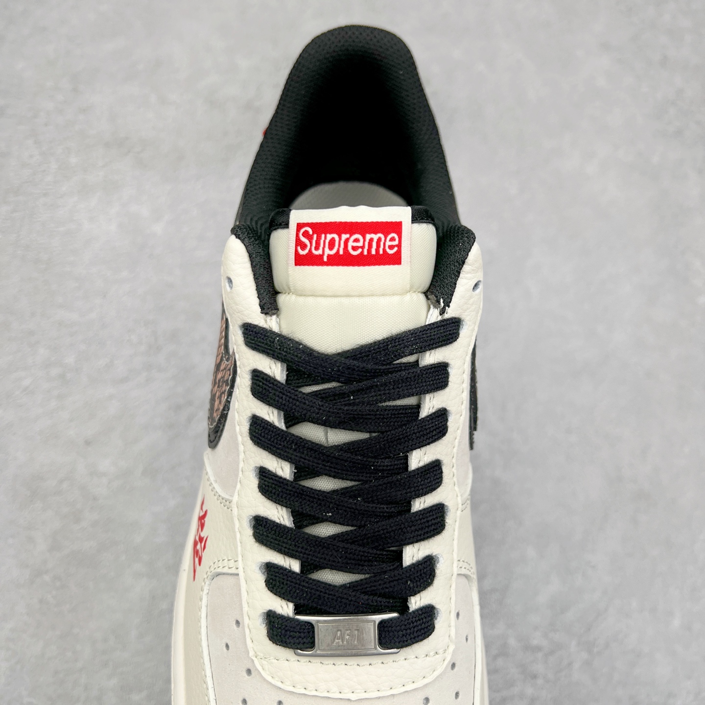 图片[5]-NK Air Force 1´07 Low 空军一号低帮百搭休闲运动板鞋 DM6688-026 柔软、弹性十足的缓震性能和出色的中底设计 横跨复古与现代的外型结合 造就出风靡全球 三十多年的Force 1 直到今天还深受青睐 尺码：36 36.5 37.5 38 38.5 39 40 40.5 41 42 42.5 43 44 44.5 45-选品中心