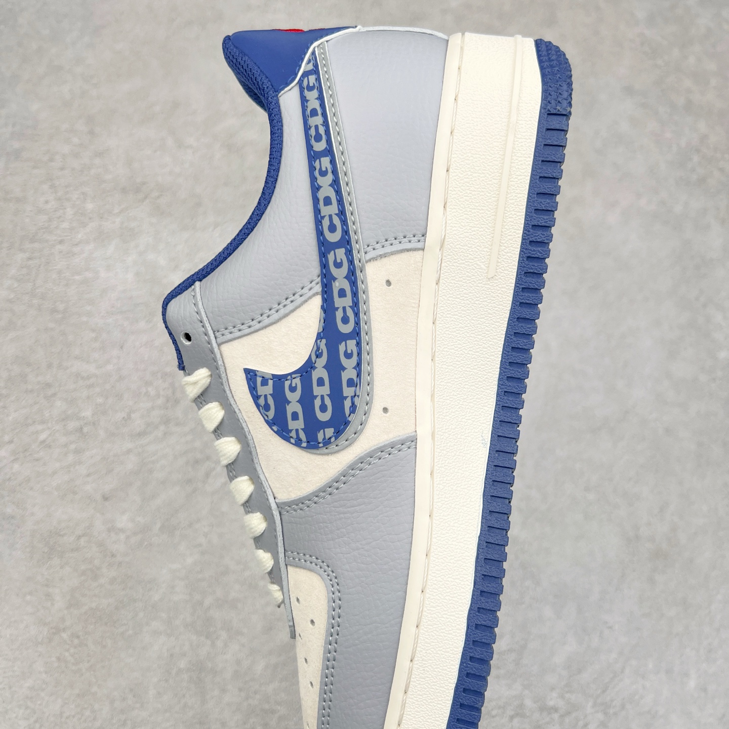 图片[7]-NK Air Force 1´07 Low 空军一号低帮百搭休闲运动板鞋 DM6688-019 柔软、弹性十足的缓震性能和出色的中底设计 横跨复古与现代的外型结合 造就出风靡全球 三十多年的Force 1 直到今天还深受青睐 尺码：36 36.5 37.5 38 38.5 39 40 40.5 41 42 42.5 43 44 44.5 45-选品中心