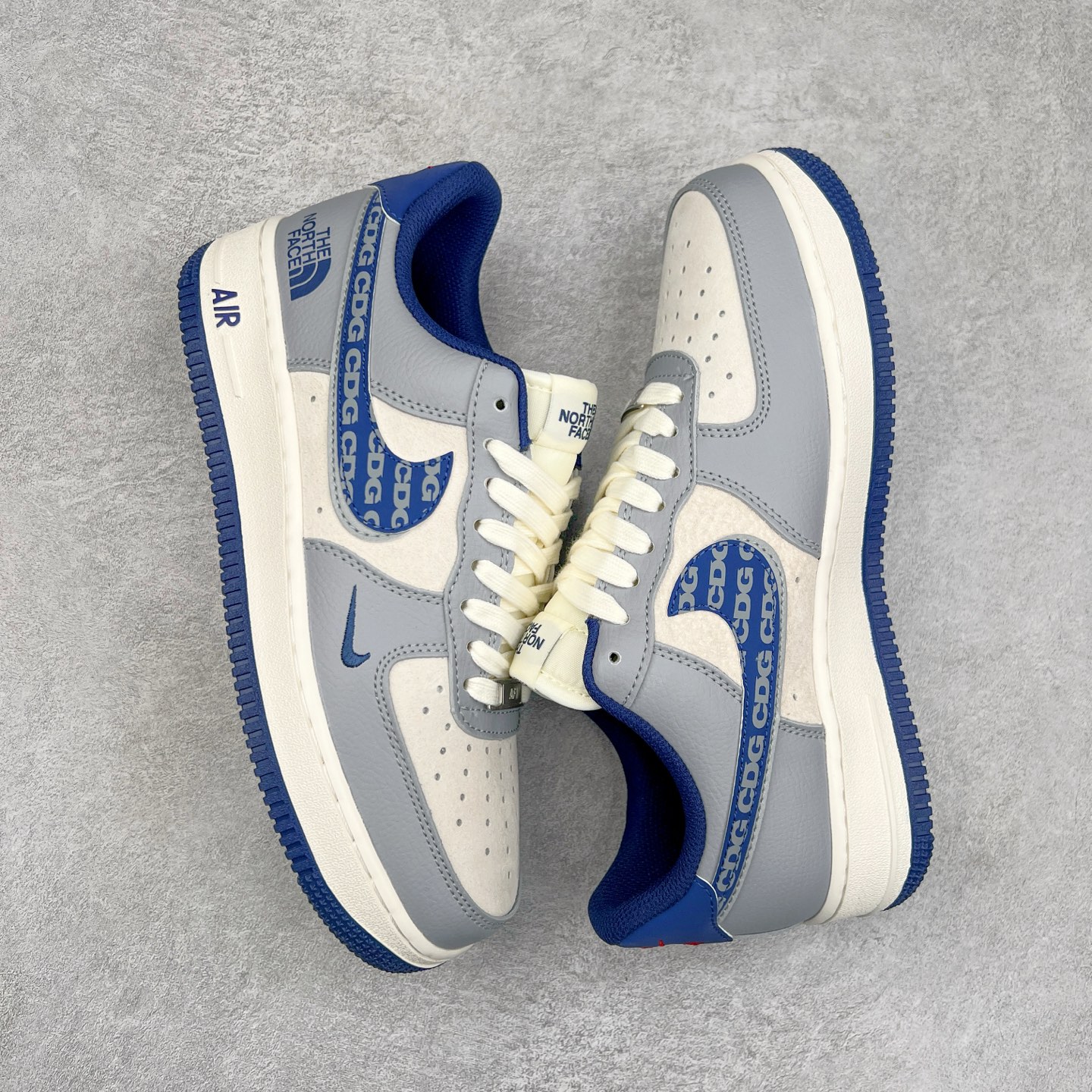 图片[3]-NK Air Force 1´07 Low 空军一号低帮百搭休闲运动板鞋 DM6688-019 柔软、弹性十足的缓震性能和出色的中底设计 横跨复古与现代的外型结合 造就出风靡全球 三十多年的Force 1 直到今天还深受青睐 尺码：36 36.5 37.5 38 38.5 39 40 40.5 41 42 42.5 43 44 44.5 45-选品中心