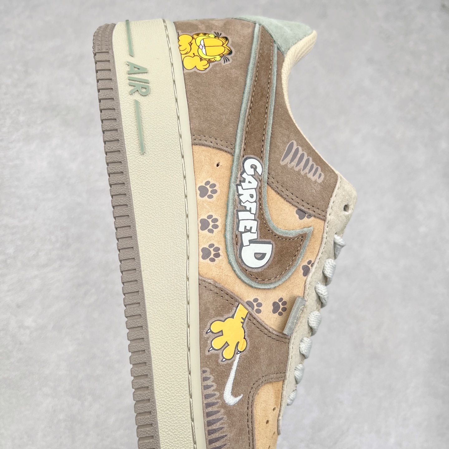 图片[6]-NK Air Force 1´07 Low 空军一号低帮百搭休闲运动板鞋 CD1212-333 柔软、弹性十足的缓震性能和出色的中底设计 横跨复古与现代的外型结合 造就出风靡全球 三十多年的Force 1 直到今天还深受青睐 尺码：36 36.5 37.5 38 38.5 39 40 40.5 41 42 42.5 43 44 44.5 45-选品中心