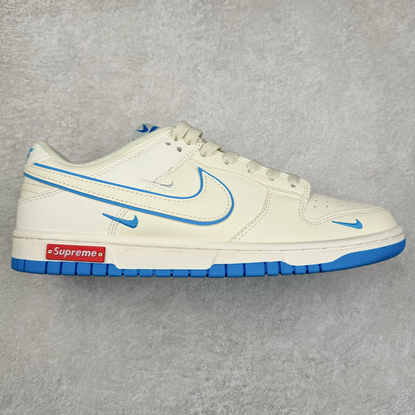 NK Dunk Low 定制配色 DJ2024-012 大厂出品 极力推荐 原装头层材料 独家版型蒸餾加工帶來的是更好的视觉和脚感体验大厂纯原品质出货 清洁度 电绣工艺 皮料切割干净无任何毛边 细节完美 尺码:36 36.5 37.5 38 38.5 39 40 40.5 41 42 42.5 43 44 44.5 45-选品中心
