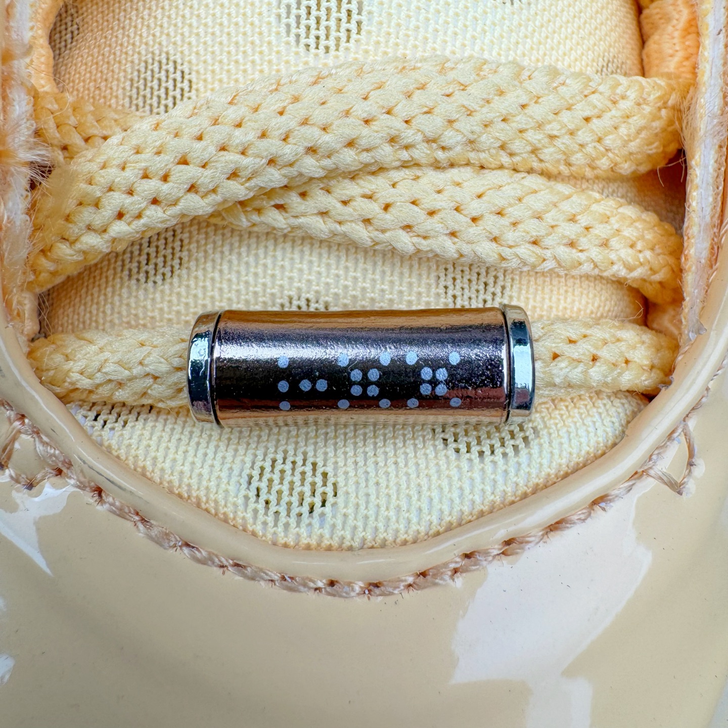 图片[14]-＃灭世/Max NK LeBron James 詹姆斯21代签名实战篮球鞋 FV2346-800 顶配呈现 原厂5层大底组合（后跟独立密度模块）市场独家 原厂热熔原标工艺 过验标准 原厂全飞线工艺 鞋面质感与支撑拉满 前掌ZOOM TURBO➕后掌马蹄气垫 原配还原 全掌记忆海绵鞋垫➕过验级刷胶 采用覆层翻滚的皮革鞋面 上面覆盖着柔和的色调 柔和的薰衣草色调沿着椭圆形鞋带和鞋舌结构得到进一步使用 而引人注目的“Melon Tint”对比放大了球状轮廓的斜线、鞋舌标签标志和最中间的蕾丝环 尺码：39 40 40.5 41 42 42.5 43 44 44.5 45 46 47.5-选品中心