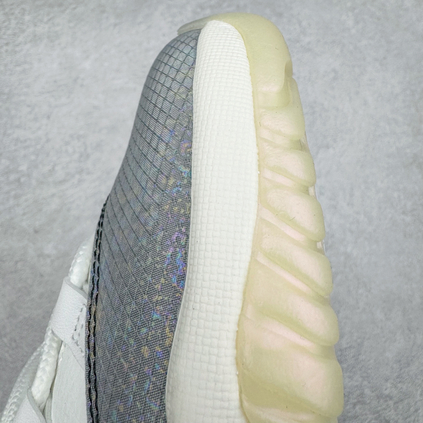 图片[17]-＃KZ神版 Air Jordan AJ11 Retro Low CNY蛇年限定 HQ7000-001 市场中端王者 耗时半年巨作 全套原纸板楦头开发 确保原汁原味 完美呈现11代版型 此版本只针对中端市场 皮料材质有所更替 其他数据细节工艺流程均保持一致绝不口嗨 细节品控鞋型随意秒杀市面3XX 原楦原档案数据开模打造 原厂中底拉帮钢印 原厂进口漆皮 防冻不开裂 原装鞋撑 水晶大底正确色度色泽 原楦原数据刺绣 原厂车缝走线及对位 毫厘不差 飞人logo采用原数据电脑刺绣 原装正品碳纤维真实碳板 增强抗扭 原内标 原盒标 正确官方原盒 防氧化水晶外底 原厂配套全掌solo气垫 进口港宝加持 后跟自然饱满 全鞋荧光划线卡点 追求极致完美 每一双都是工艺品 多重QC质检 超越公司货的品控标准 实实在在的免检产品 尺码：36 36.5 37.5 38 38.5 39 40 40.5 41 42 42.5 43 44 44.5 45 46 47.5-选品中心