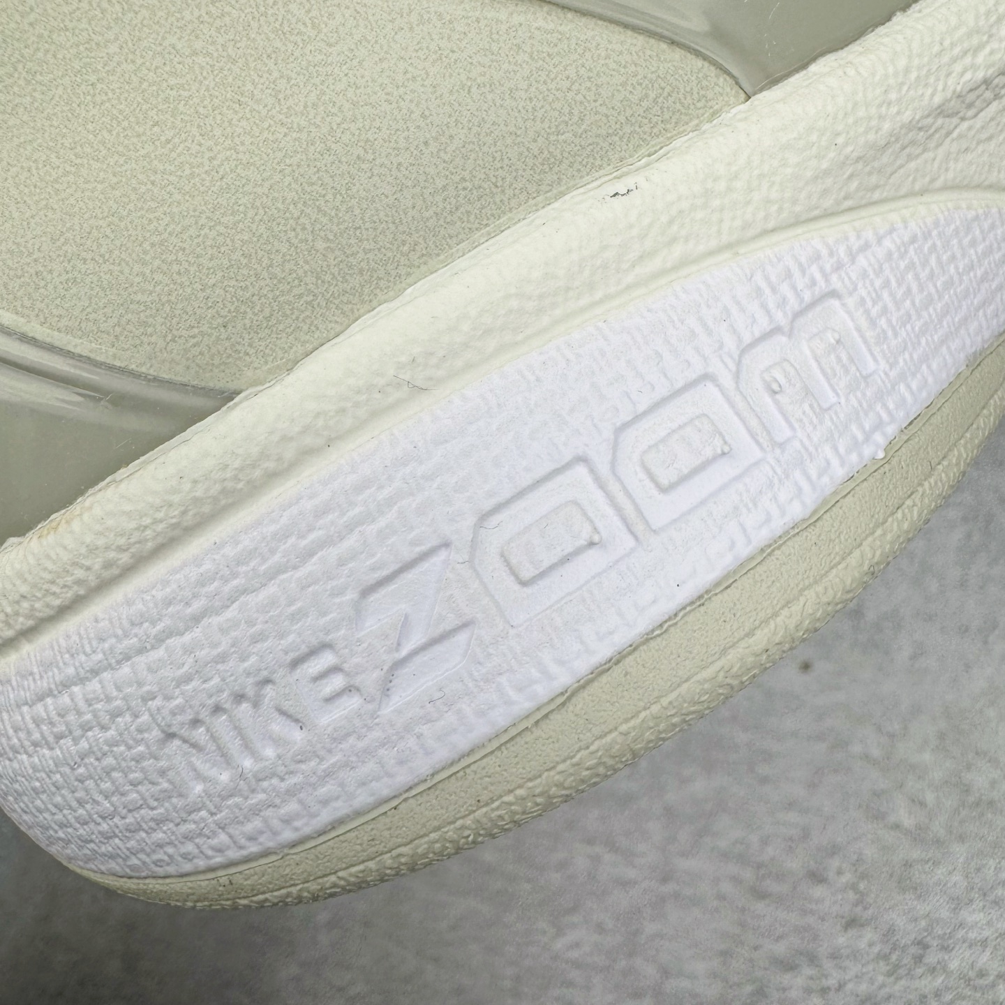 图片[18]-＃灭世海外版 NK Zoom Kobe 6 Protro 科比六代 全明星2.0 白色星星 FQ3546-100 纯原海外版气垫品质吊打各路纯原 气压➕耐久双重保障 前掌ZOOM TURBO➕后掌马蹄Zoom 后掌澎湃脚感无出其右 全套冲刀改版 鞋型还原度95% 宽脚选手必入货品 鞋头2.5mm上翘空间 不挤脚 完美释放脚趾活动空间 正码正拍 脚型适配性 市场最强没有之一 鞋面工艺全新升级 100%对标正品 原厂聚氨酯蛇鳞 珠光密度同步正品 Swoosh喷漆工艺 还原度接近100% 全新后跟TPU模具 正确S型弧度 区分市场纯原（市场纯原采用公版模具 后跟TPU几乎无弧度）国产天花板橡胶配方 抓地力爆炸 海外口碑炸裂 鞋舌LOGO正确内嵌压印 原厂碳板 正确原盒 厚积薄发 王者归来 拒绝杀猪 拒绝套路 灭世纯原海外版科比系列 致力打造实战第一标杆 尺码：39-47.5 全新模具 正码正拍-选品中心