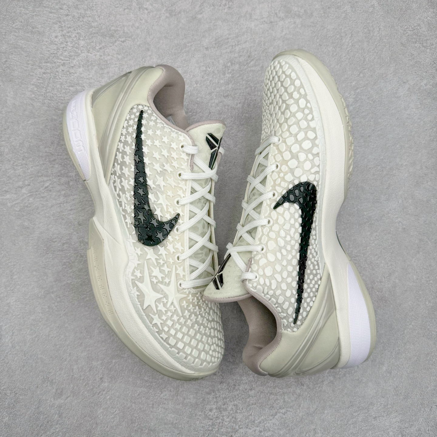 图片[3]-＃灭世海外版 NK Zoom Kobe 6 Protro 科比六代 全明星2.0 白色星星 FQ3546-100 纯原海外版气垫品质吊打各路纯原 气压➕耐久双重保障 前掌ZOOM TURBO➕后掌马蹄Zoom 后掌澎湃脚感无出其右 全套冲刀改版 鞋型还原度95% 宽脚选手必入货品 鞋头2.5mm上翘空间 不挤脚 完美释放脚趾活动空间 正码正拍 脚型适配性 市场最强没有之一 鞋面工艺全新升级 100%对标正品 原厂聚氨酯蛇鳞 珠光密度同步正品 Swoosh喷漆工艺 还原度接近100% 全新后跟TPU模具 正确S型弧度 区分市场纯原（市场纯原采用公版模具 后跟TPU几乎无弧度）国产天花板橡胶配方 抓地力爆炸 海外口碑炸裂 鞋舌LOGO正确内嵌压印 原厂碳板 正确原盒 厚积薄发 王者归来 拒绝杀猪 拒绝套路 灭世纯原海外版科比系列 致力打造实战第一标杆 尺码：39-47.5 全新模具 正码正拍-选品中心