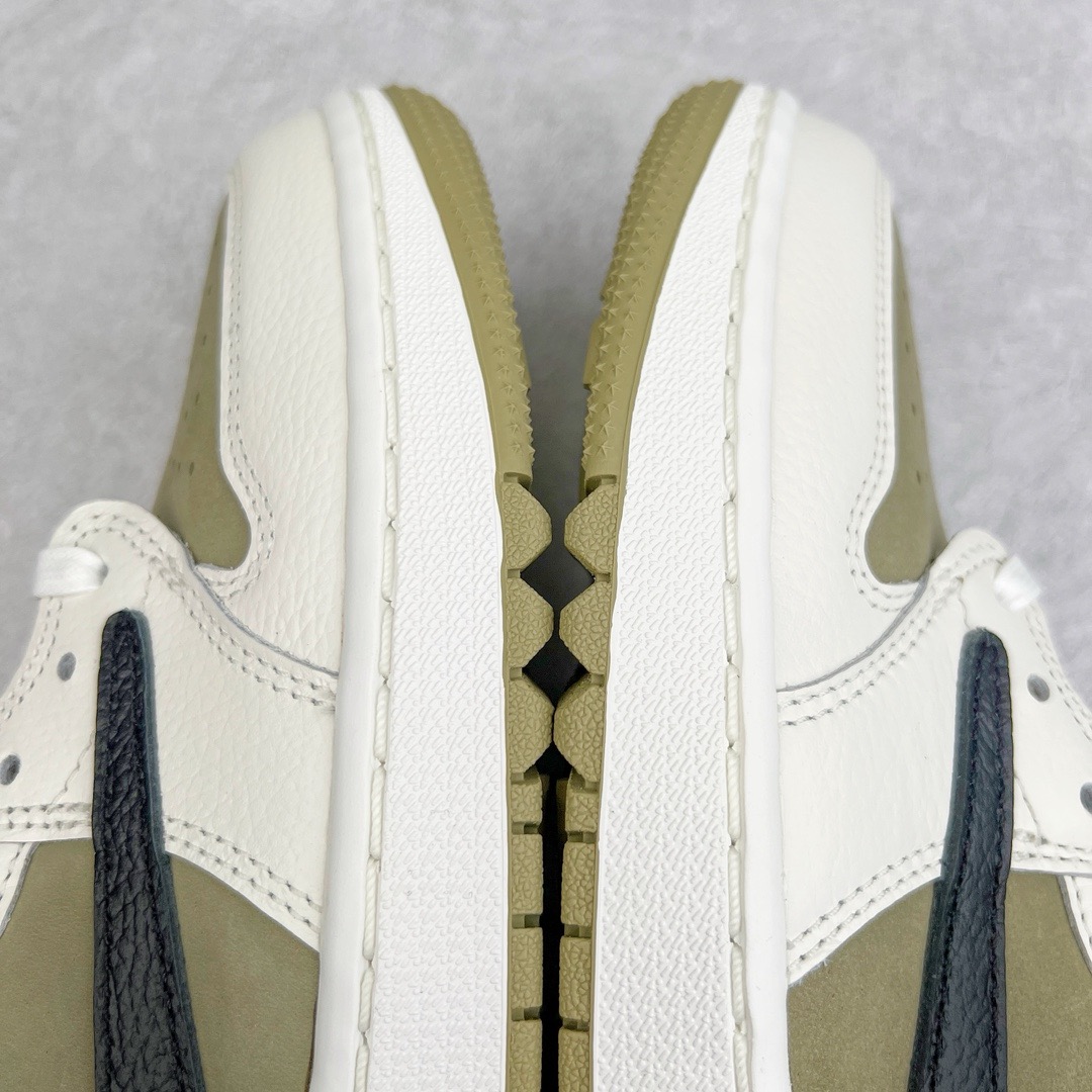 图片[14]-＃PK纯原 Travis Scott x Air Jordan AJ1 Low Golf \\\”Olive\\\” TS联名倒钩6.0高尔夫低帮 橄榄绿 FZ3124-200 圈内最强倒钩系列 高端零售特供批次 产品品控稳定性领先行业 各方面均可对飙L版 良心定价不杀猪 SZ原厂全套原楦原纸板冲刀磨具开发 原厂皮料加持 原厂港宝加持定型后跟R度完美 同源原厂电绣 鬼脸飞翼针数密度立体效果一致 百分百一致原鞋 原厂拉帮工艺 针距密度一致 后跟弧度收口自然不对折 极致一眼正品既视感 进口玻璃冲刀皮料裁剪零毛边 全鞋电脑针车工艺 品控清洁度最高QC检验标准 免检产品 原厂订购鞋盒、鞋标、防尘纸、鞋撑、鞋带 追求极致的原厂味道 尺码：36 36.5 37.5 38 38.5 39 40 40.5 41 42 42.5 43 44 44.5 45 46 47.5-选品中心