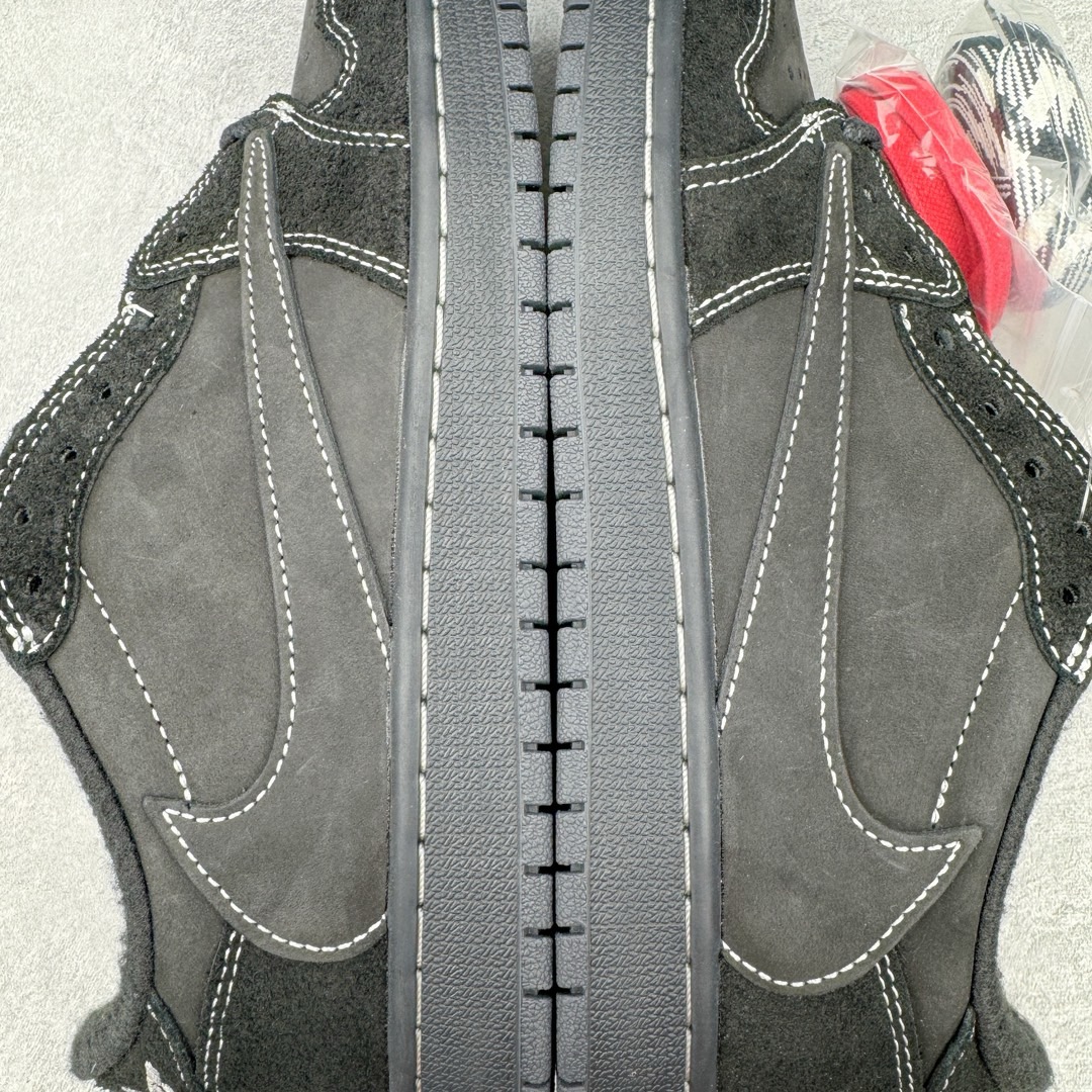 图片[11]-＃PK纯原 Travis Scott x Air Jordan AJ1 Low OG TS联名倒钩4.0低帮 黑武士 DM7866-001 圈内最强倒钩系列 高端零售特供批次 产品品控稳定性领先行业 各方面均可对飙L版 良心定价不杀猪 SZ原厂全套原楦原纸板冲刀磨具开发 原厂皮料加持 原厂港宝加持定型后跟R度完美 同源原厂电绣 鬼脸飞翼针数密度立体效果一致 百分百一致原鞋 原厂拉帮工艺 针距密度一致 后跟弧度收口自然不对折 极致一眼正品既视感 进口玻璃冲刀皮料裁剪零毛边 全鞋电脑针车工艺 品控清洁度最高QC检验标准 免检产品 原厂订购鞋盒、鞋标、防尘纸、鞋撑、鞋带 追求极致的原厂味道 尺码：36 36.5 37.5 38 38.5 39 40 40.5 41 42 42.5 43 44 44.5 45 46 47.5-选品中心