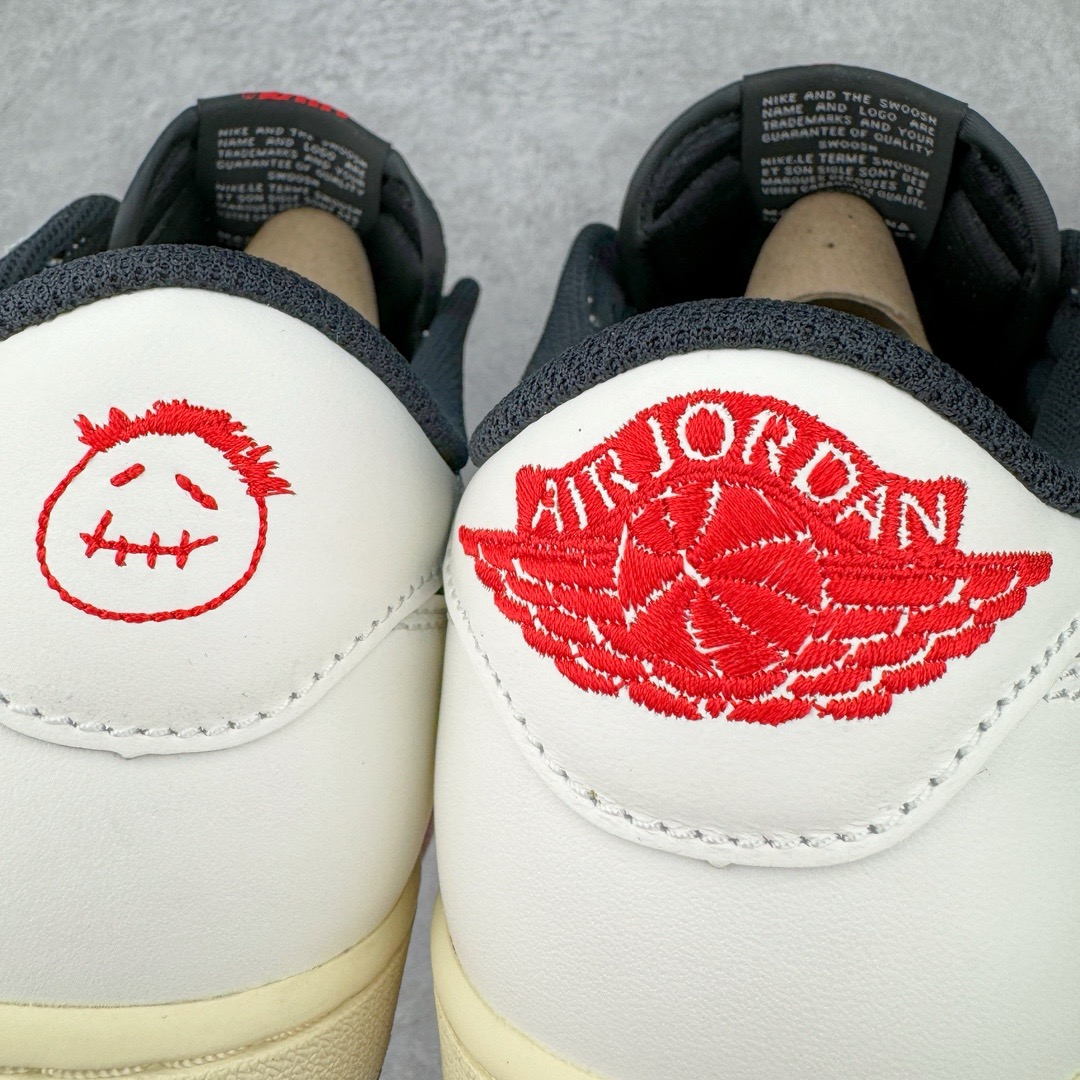 图片[12]-＃PK纯原 Travis Scott x Air Jordan AJ1 Low OG SP TS联名倒钩3.0低帮 白棕色 DM7866-162 圈内最强倒钩系列 高端零售特供批次 产品品控稳定性领先行业 各方面均可对飙L版 良心定价不杀猪 SZ原厂全套原楦原纸板冲刀磨具开发 原厂皮料加持 原厂港宝加持定型后跟R度完美 同源原厂电绣 鬼脸飞翼针数密度立体效果一致 百分百一致原鞋 原厂拉帮工艺 针距密度一致 后跟弧度收口自然不对折 极致一眼正品既视感 进口玻璃冲刀皮料裁剪零毛边 全鞋电脑针车工艺 品控清洁度最高QC检验标准 免检产品 原厂订购鞋盒、鞋标、防尘纸、鞋撑、鞋带 追求极致的原厂味道 尺码：36 36.5 37.5 38 38.5 39 40 40.5 41 42 42.5 43 44 44.5 45 46 47.5-选品中心