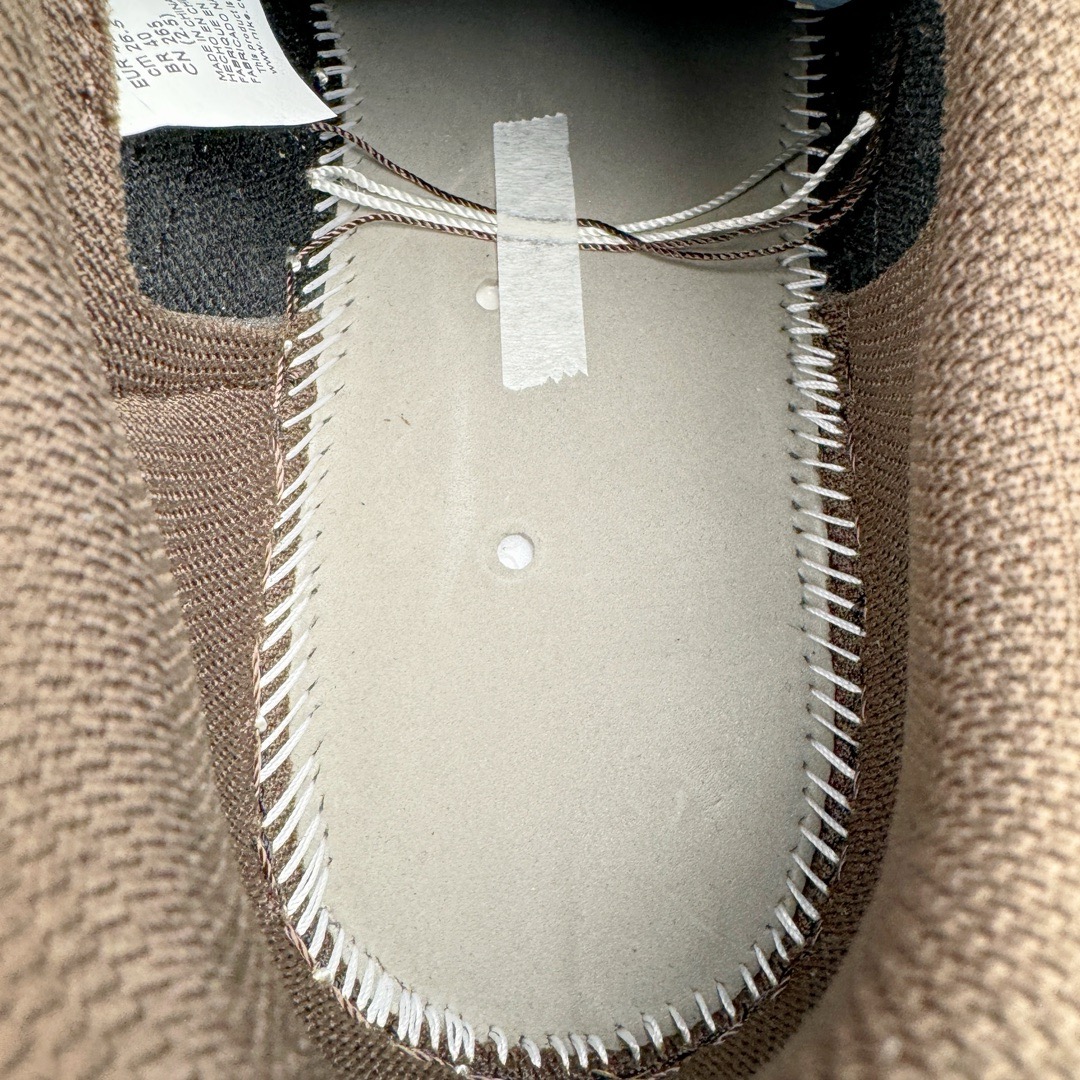 图片[16]-＃PK纯原 Travis Scott x Air Jordan AJ1 Low OG SP TS联名倒钩1.0低帮 深棕 CQ4277-001 圈内最强倒钩系列 高端零售特供批次 产品品控稳定性领先行业 各方面均可对飙L版 良心定价不杀猪 SZ原厂全套原楦原纸板冲刀磨具开发 原厂皮料加持 原厂港宝加持定型后跟R度完美 同源原厂电绣 鬼脸飞翼针数密度立体效果一致 百分百一致原鞋 原厂拉帮工艺 针距密度一致 后跟弧度收口自然不对折 极致一眼正品既视感 进口玻璃冲刀皮料裁剪零毛边 全鞋电脑针车工艺 品控清洁度最高QC检验标准 免检产品 原厂订购鞋盒、鞋标、防尘纸、鞋撑、鞋带 追求极致的原厂味道 尺码：36 36.5 37.5 38 38.5 39 40 40.5 41 42 42.5 43 44 44.5 45 46 47.5-选品中心