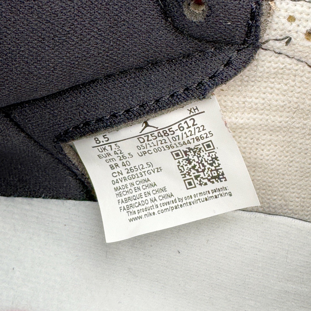 图片[16]-＃PK纯原 Air Jordan AJ1 Retro High 高帮芝加哥做旧氧化 DZ5485-612 圈内最强系列 高端零售特供批次 产品品控稳定性领先行业 各方面均可对飙L版 良心定价不杀猪 SZ原厂全套原楦原纸板冲刀磨具开发 原厂皮料加持 原厂港宝加持定型后跟R度完美 同源原厂电绣 飞翼针数密度立体效果一致 百分百一致原鞋 原厂拉帮工艺 针距密度一致 后跟弧度收口自然不对折 极致一眼正品既视感 进口玻璃冲刀皮料裁剪零毛边 全鞋电脑针车工艺 品控清洁度最高QC检验标准 免检产品 原厂订购鞋盒、鞋标、防尘纸、鞋撑、鞋带 追求极致的原厂味道 尺码：36 36.5 37.5 38 38.5 39 40 40.5 41 42 42.5 43 44 44.5 45 46 47.5-选品中心