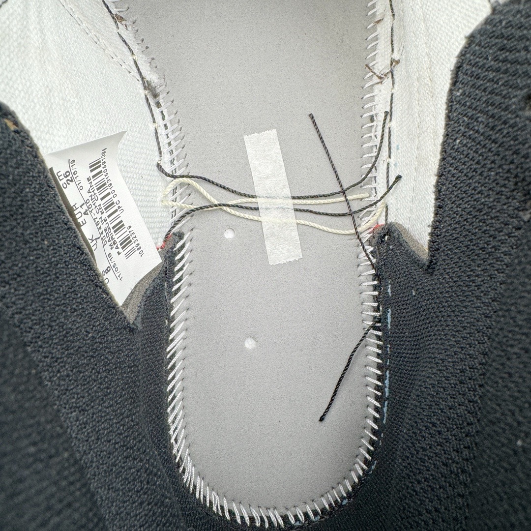 图片[17]-＃PK纯原 Travis Scott x Air Jordan AJ1 High OG SP TS联名深棕倒钩高帮 CD4487-100 圈内最强系列 高端零售特供批次 产品品控稳定性领先行业 各方面均可对飙L版 良心定价不杀猪 SZ原厂全套原楦原纸板冲刀磨具开发 原厂分段鬼脸磨具 深浅形状细节原鞋一致 原厂皮料加持 原厂港宝加持定型后跟R度完美 同源原厂电绣 飞翼针数密度立体效果一致 百分百一致原鞋 原厂拉帮工艺 针距密度一致 后跟弧度收口自然不对折 极致一眼正品既视感 进口玻璃冲刀皮料裁剪零毛边 全鞋电脑针车工艺 品控清洁度最高QC检验标准 免检产品 原厂订购鞋盒、鞋标、防尘纸、鞋撑、鞋带 追求极致的原厂味道 尺码：36 36.5 37.5 38 38.5 39 40 40.5 41 42 42.5 43 44 44.5 45 46 47.5-选品中心