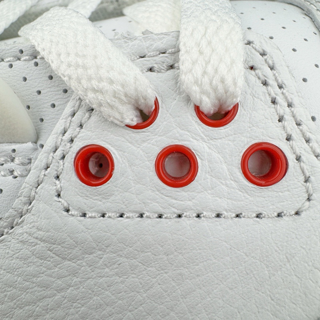 图片[12]-＃PK纯原 Air Jordan AJ3 Retro 做旧白水泥 DN3707-100 目前市场最推荐的产品 市场唯一正确批次 操刀耗时半年巨作 超合理的单价 拒绝高利润 全套原纸板楦头开发 原厂大底磨具加持立体防滑纹理 原装可视Air Sole气垫 原汁原味最完美的三代版型 唯一正确鞋头趴度弧度高度鞋身腰线 原厂TPU彩虹扎染后跟饰片 正确内里反口里网布 皮料菱角分明不变形无多余毛边 广东原厂zp同批次手工大底描漆拉丝 市场唯一原厂鞋扣模具 原厂织唛标 原厂飞人电绣工艺 尾指中部跳三针 独家绑鞋带手法 印刷中底布 四线拉帮 米色美纹纸贴合固定 进口港宝加持 后跟自然饱满 全鞋荧光划线卡点 追求极致完美 每一双都是工艺品 多重QC质检 超越公司货的品控标准 实实在在的免检产品 尺码：40 40.5 41 42 42.5 43 44 44.5 45 46 47.5 48.5-选品中心