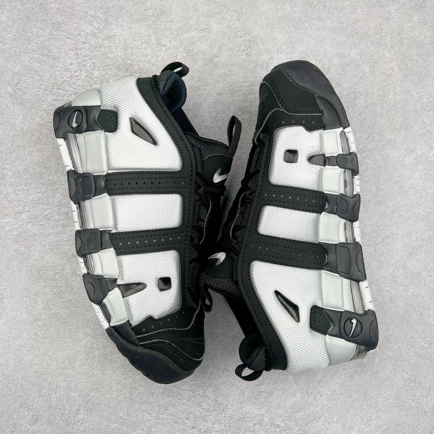 图片[3]-NK Air More Uptempo ’96 OG 皮蓬大AIR复古篮球鞋 FZ3055-001 以流行于街头的涂鸦文化为设计灵感 整体的设计风格夸张而充满魅力 厚实而充满质感的皮质鞋面两侧印刻了一对巨大的字母“AIR”独特炫酷的外观惊艳无比 尺码：36 36.5 37.5 38 38.5 39 40 40.5 41 42 42.5 43 44 44.5 45 46-选品中心