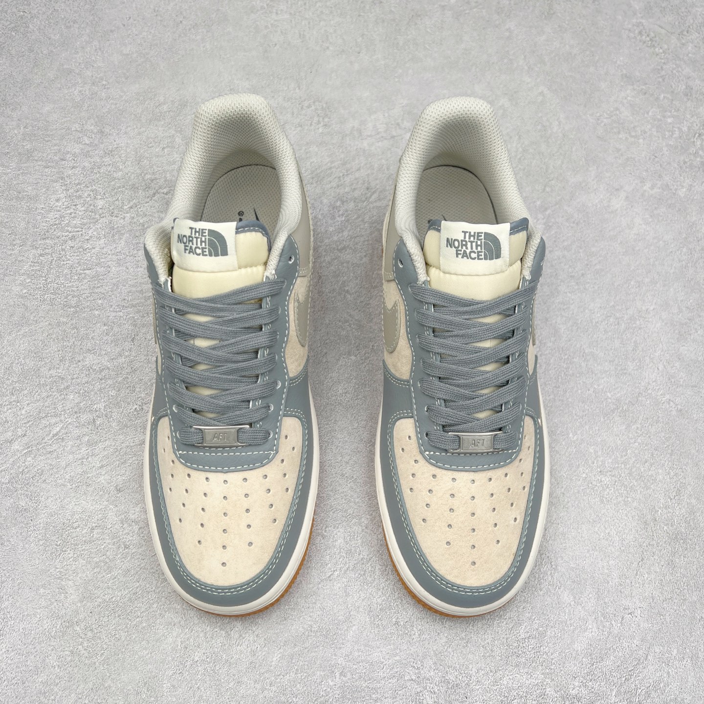 图片[2]-NK Air Force 1´07 Low 空军一号低帮百搭休闲运动板鞋 DM6688-022 柔软、弹性十足的缓震性能和出色的中底设计 横跨复古与现代的外型结合 造就出风靡全球 三十多年的Force 1 直到今天还深受青睐 尺码：36 36.5 37.5 38 38.5 39 40 40.5 41 42 42.5 43 44 44.5 45-选品中心