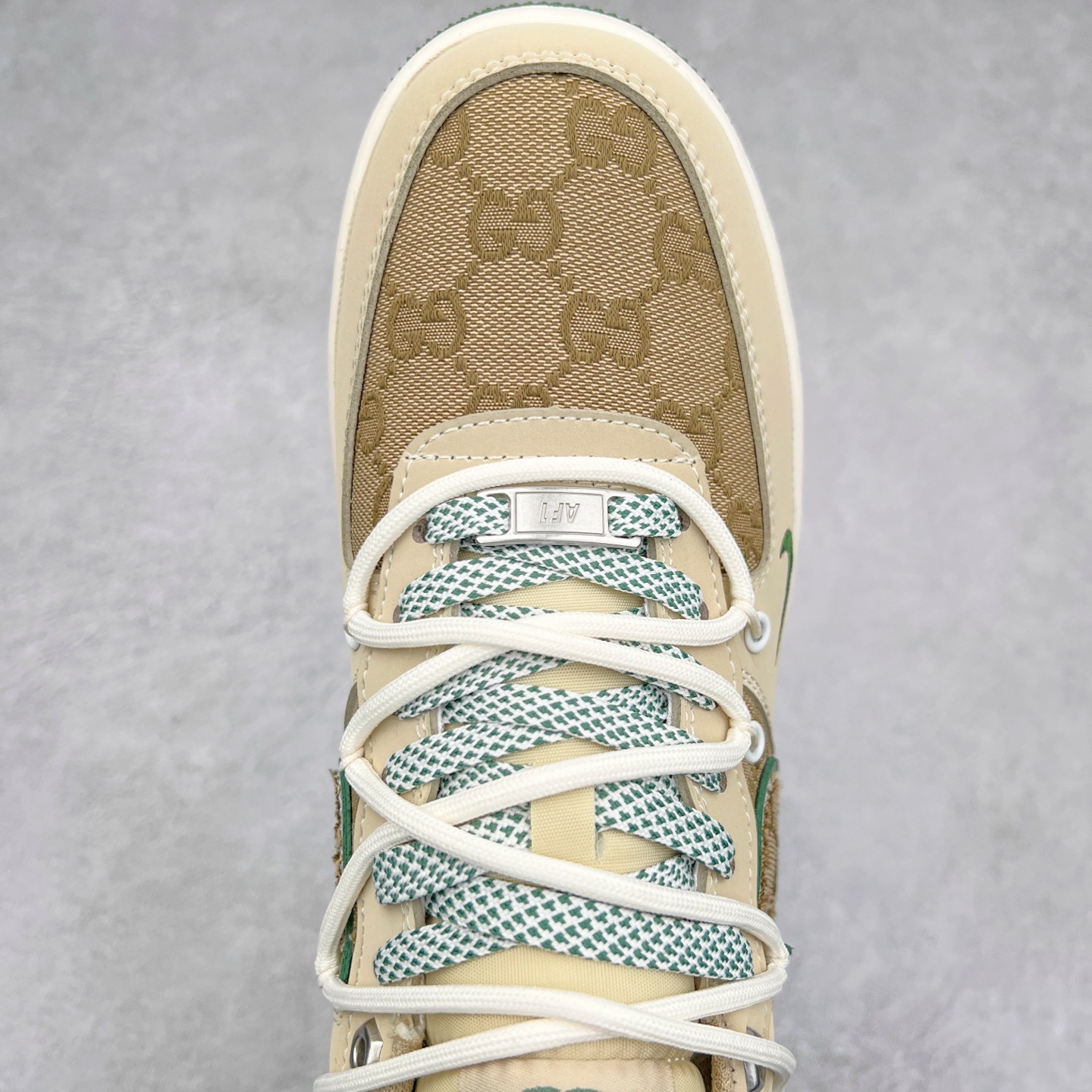 图片[4]-NK Air Force 1´07 Low 空军一号低帮百搭休闲运动板鞋 SJ1198-102 柔软、弹性十足的缓震性能和出色的中底设计 横跨复古与现代的外型结合 造就出风靡全球 三十多年的Force 1 直到今天还深受青睐 尺码：36 36.5 37.5 38 38.5 39 40 40.5 41 42 42.5 43 44 44.5 45-选品中心