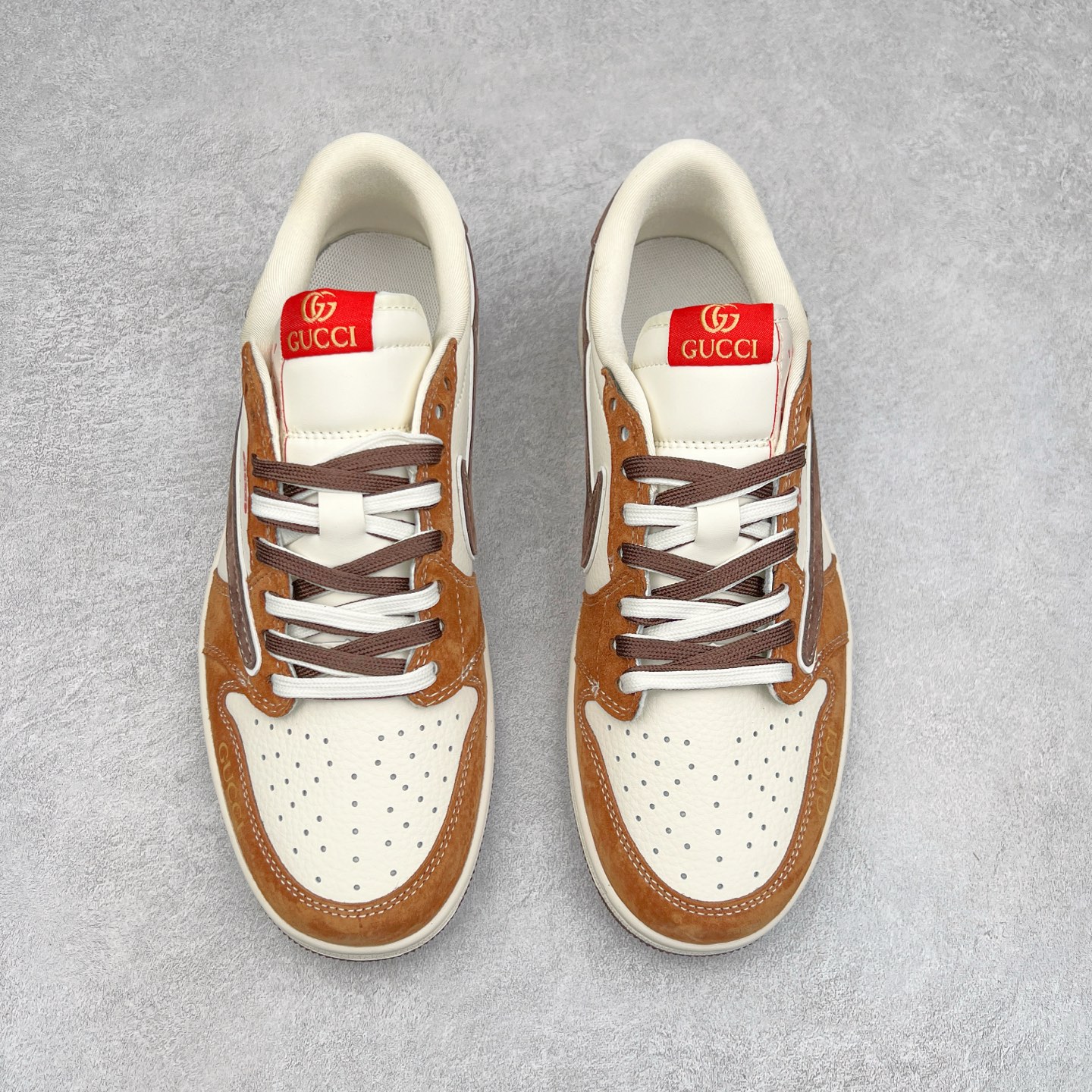 图片[2]-TS x Air Jordan AJ1 Low 倒钩低帮联名定制配色 DM9288-011 原厂内置气垫魔块 A模大底 头层小牛皮 鞋舌AJ原厂专用牛津布+AJ专用反口珍珠布+原厂无杂质高弹内里海棉+特殊封边弹力鞋带 尺码：36 36.5 37.5 38 38.5 39 40 40.5 41 42 42.5 43 44 44.5 45 46 47.5-选品中心