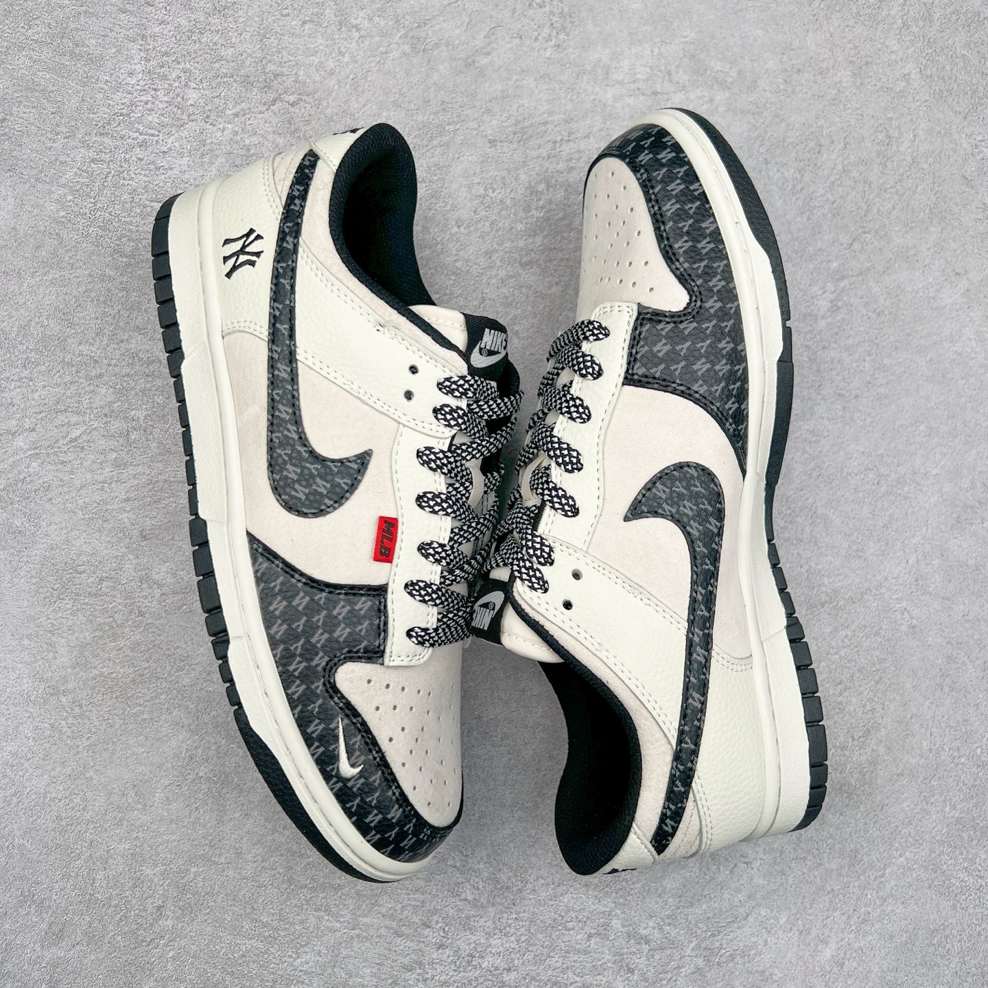 图片[3]-NK Dunk Low 定制配色 DJ2024-121 大厂出品 极力推荐 原装头层材料 独家版型蒸餾加工帶來的是更好的视觉和脚感体验大厂纯原品质出货 清洁度 电绣工艺 皮料切割干净无任何毛边 细节完美 尺码：36 36.5 37.5 38 38.5 39 40 40.5 41 42 42.5 43 44 44.5 45-选品中心