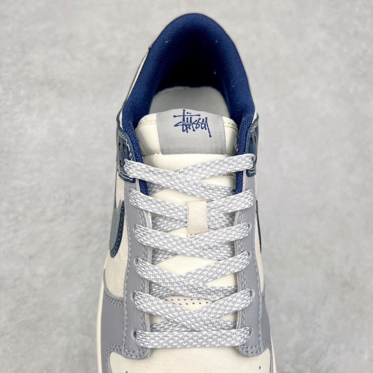 图片[5]-NK Dunk Low 定制配色 DM6868-019 大厂出品 极力推荐 原装头层材料 独家版型蒸餾加工帶來的是更好的视觉和脚感体验大厂纯原品质出货 清洁度 电绣工艺 皮料切割干净无任何毛边 细节完美 尺码：36 36.5 37.5 38 38.5 39 40 40.5 41 42 42.5 43 44 44.5 45-选品中心