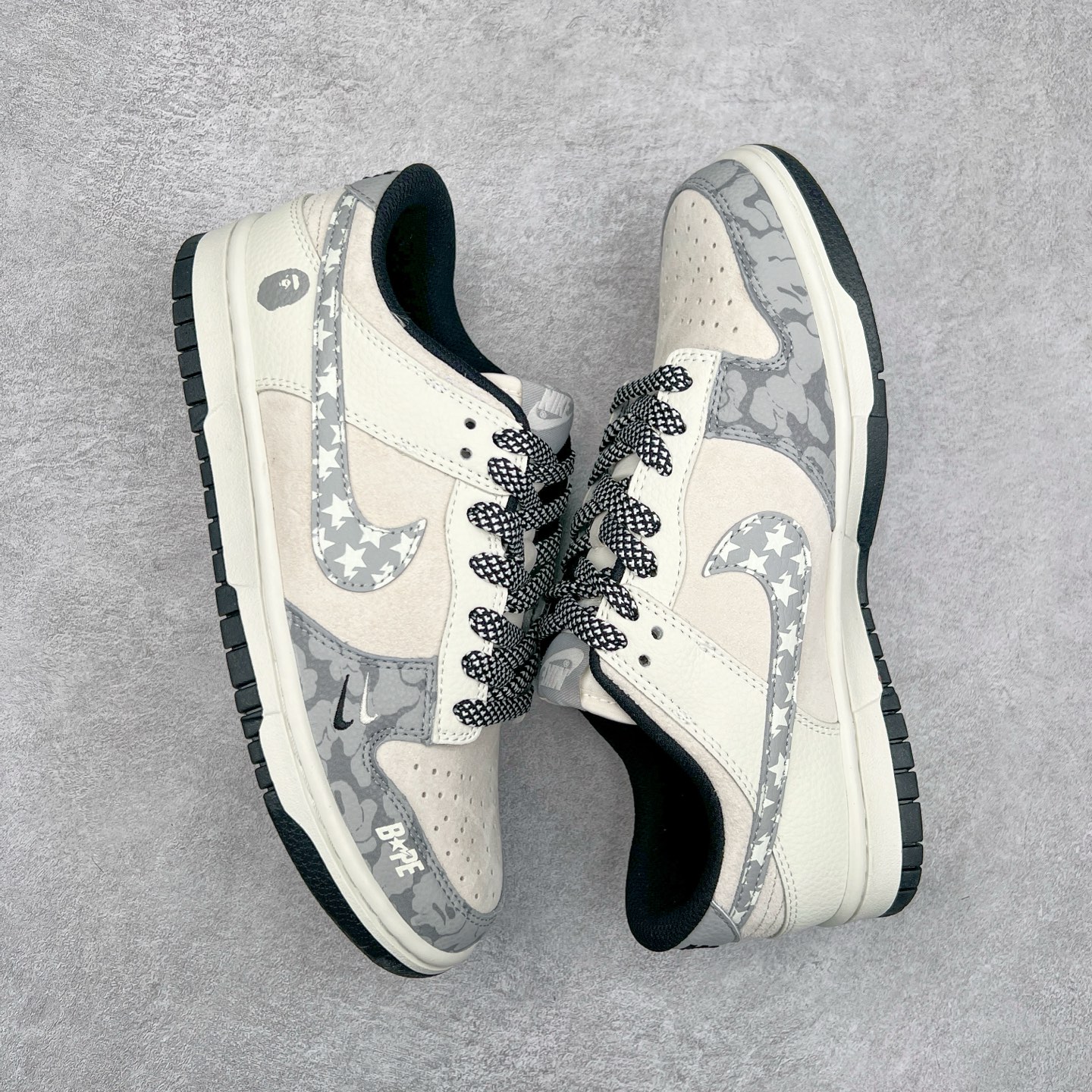 图片[3]-NK Dunk Low 定制配色 DJ2024-120 大厂出品 极力推荐 原装头层材料 独家版型蒸餾加工帶來的是更好的视觉和脚感体验大厂纯原品质出货 清洁度 电绣工艺 皮料切割干净无任何毛边 细节完美 尺码：36 36.5 37.5 38 38.5 39 40 40.5 41 42 42.5 43 44 44.5 45-选品中心