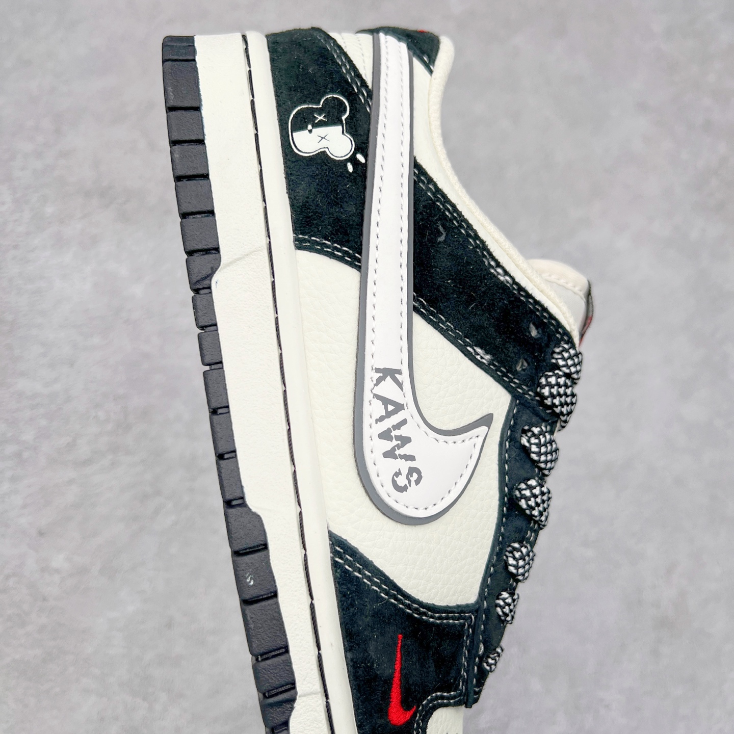 图片[6]-NK Dunk Low 定制配色 DJ2024-110 大厂出品 极力推荐 原装头层材料 独家版型蒸餾加工帶來的是更好的视觉和脚感体验大厂纯原品质出货 清洁度 电绣工艺 皮料切割干净无任何毛边 细节完美 尺码：36 36.5 37.5 38 38.5 39 40 40.5 41 42 42.5 43 44 44.5 45-选品中心