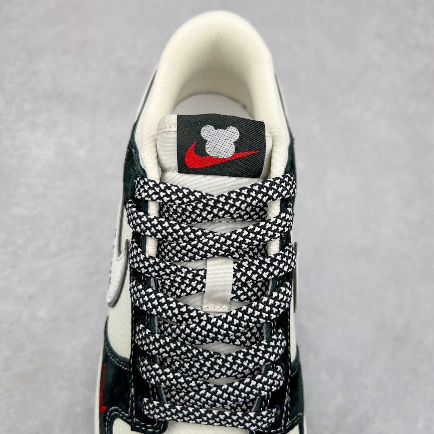 图片[5]-NK Dunk Low 定制配色 DJ2024-110 大厂出品 极力推荐 原装头层材料 独家版型蒸餾加工帶來的是更好的视觉和脚感体验大厂纯原品质出货 清洁度 电绣工艺 皮料切割干净无任何毛边 细节完美 尺码：36 36.5 37.5 38 38.5 39 40 40.5 41 42 42.5 43 44 44.5 45-选品中心