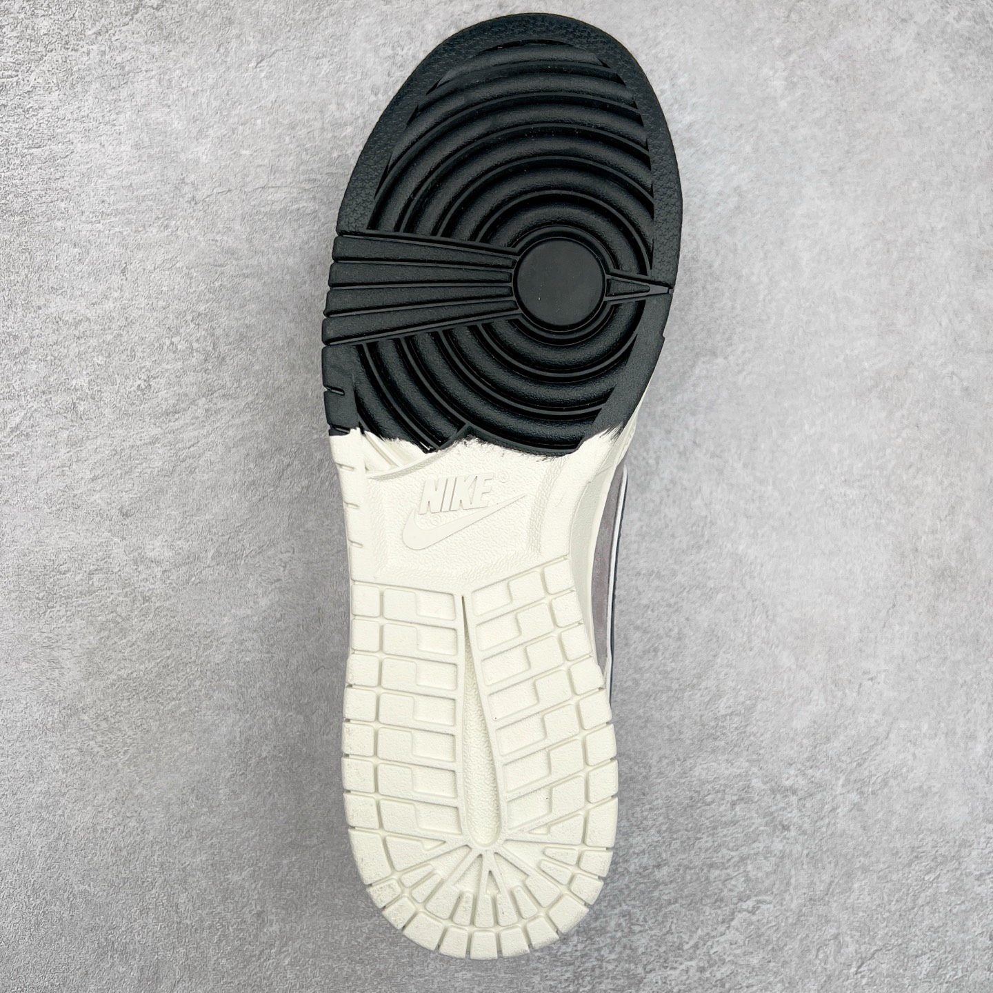 图片[9]-NK Dunk Low 定制配色 DJ2024-111 大厂出品 极力推荐 原装头层材料 独家版型蒸餾加工帶來的是更好的视觉和脚感体验大厂纯原品质出货 清洁度 电绣工艺 皮料切割干净无任何毛边 细节完美 尺码：36 36.5 37.5 38 38.5 39 40 40.5 41 42 42.5 43 44 44.5 45-选品中心