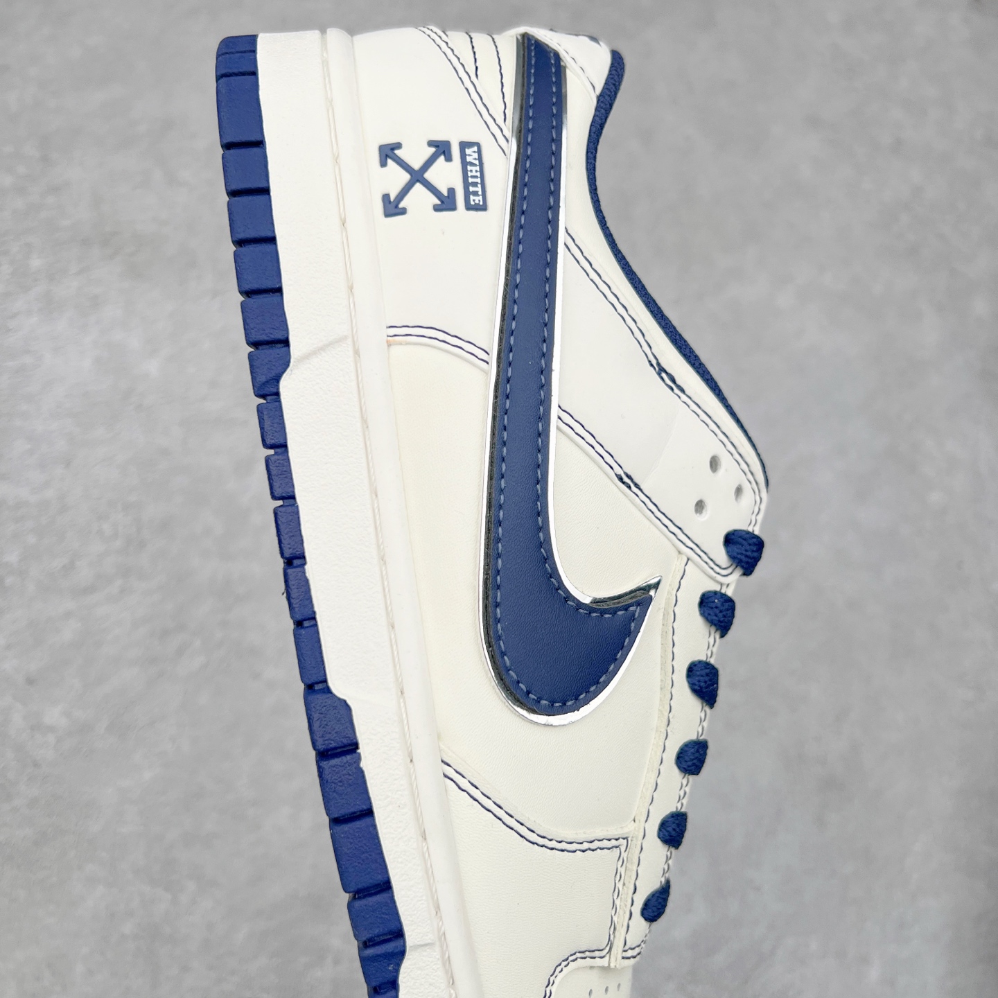 图片[6]-NK Dunk Low 定制配色 DJ2024-011 大厂出品 极力推荐 原装头层材料 独家版型蒸餾加工帶來的是更好的视觉和脚感体验大厂纯原品质出货 清洁度 电绣工艺 皮料切割干净无任何毛边 细节完美 尺码：36 36.5 37.5 38 38.5 39 40 40.5 41 42 42.5 43 44 44.5 45-选品中心