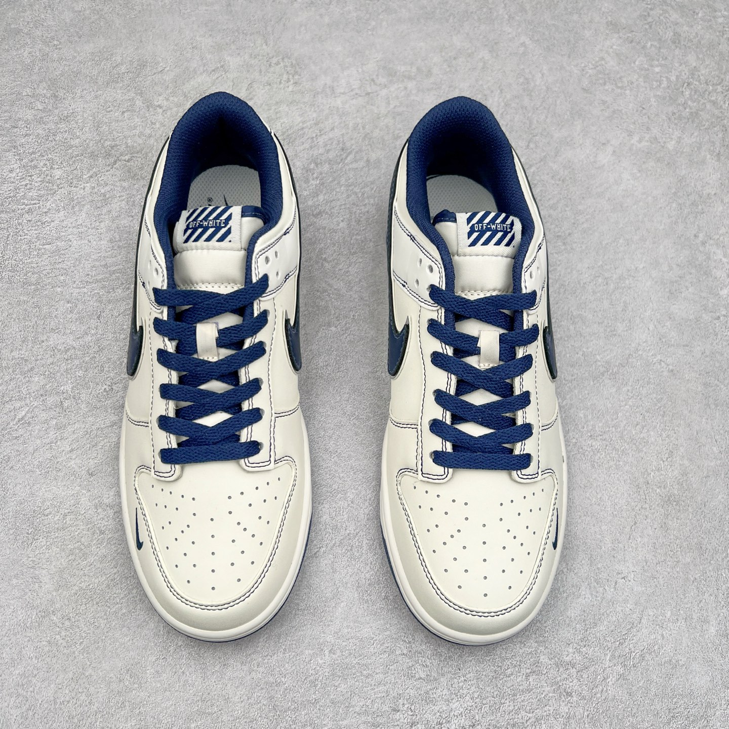 图片[2]-NK Dunk Low 定制配色 DJ2024-011 大厂出品 极力推荐 原装头层材料 独家版型蒸餾加工帶來的是更好的视觉和脚感体验大厂纯原品质出货 清洁度 电绣工艺 皮料切割干净无任何毛边 细节完美 尺码：36 36.5 37.5 38 38.5 39 40 40.5 41 42 42.5 43 44 44.5 45-选品中心