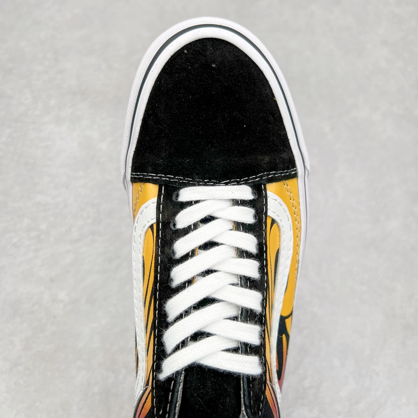 图片[4]-Vans 复刻经典火焰 Vans Old Skool 烈焰火焰🔥 舒适百搭 防滑减震 休闲硫化板鞋 货号：VN000D56MCG 尺码：35 36 36.5 37 38 38.5 39 40 40.5 41 42 42.5 43 44-选品中心