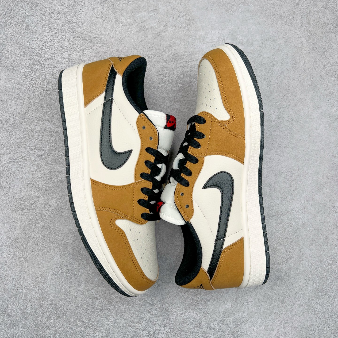 图片[3]-＃K版 Air Jordan AJ1 Low 低帮 棕白 CZ0790-107 全新流水线出品 DT版本唯一平替选择 市场第二梯队最强版 全部原鞋开发 原楦原纸板开发 全鞋电脑针车 原厂内置全掌气垫 原盒内在原标 唯一Zp原版鞋带绑法 免检产品 全新2022版型 全头层皮料 完美零毛边处理 原厂配置全掌气垫 价格定位良心 几十个配色陆续出货 尺码：36 36.5 37.5 38 38.5 39 40 40.5 41 42 42.5 43 44 44.5 45 46 47.5-选品中心