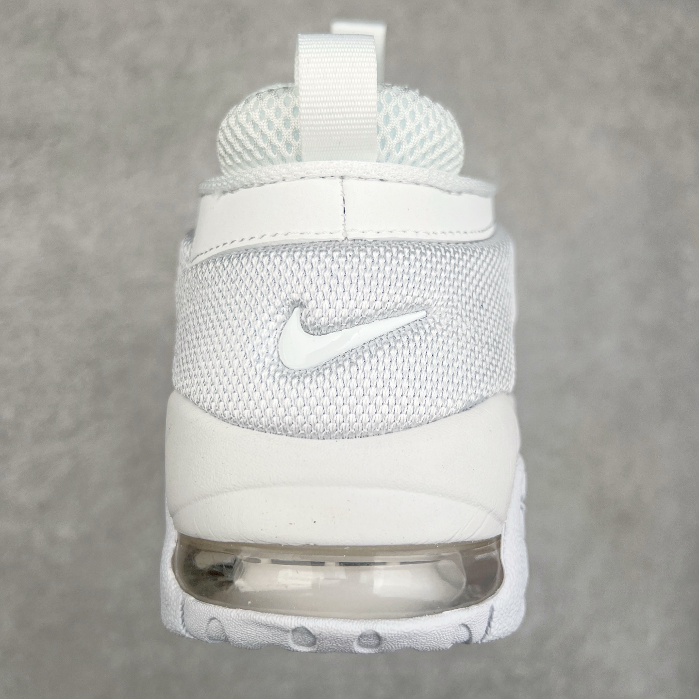 图片[8]-NK Air More Uptempo ’96 OG 皮蓬大AIR复古篮球鞋 FZ3055-100 以流行于街头的涂鸦文化为设计灵感 整体的设计风格夸张而充满魅力 厚实而充满质感的皮质鞋面两侧印刻了一对巨大的字母“AIR”独特炫酷的外观惊艳无比 尺码：36 36.5 37.5 38 38.5 39 40 40.5 41 42 42.5 43 44 44.5 45 46-选品中心